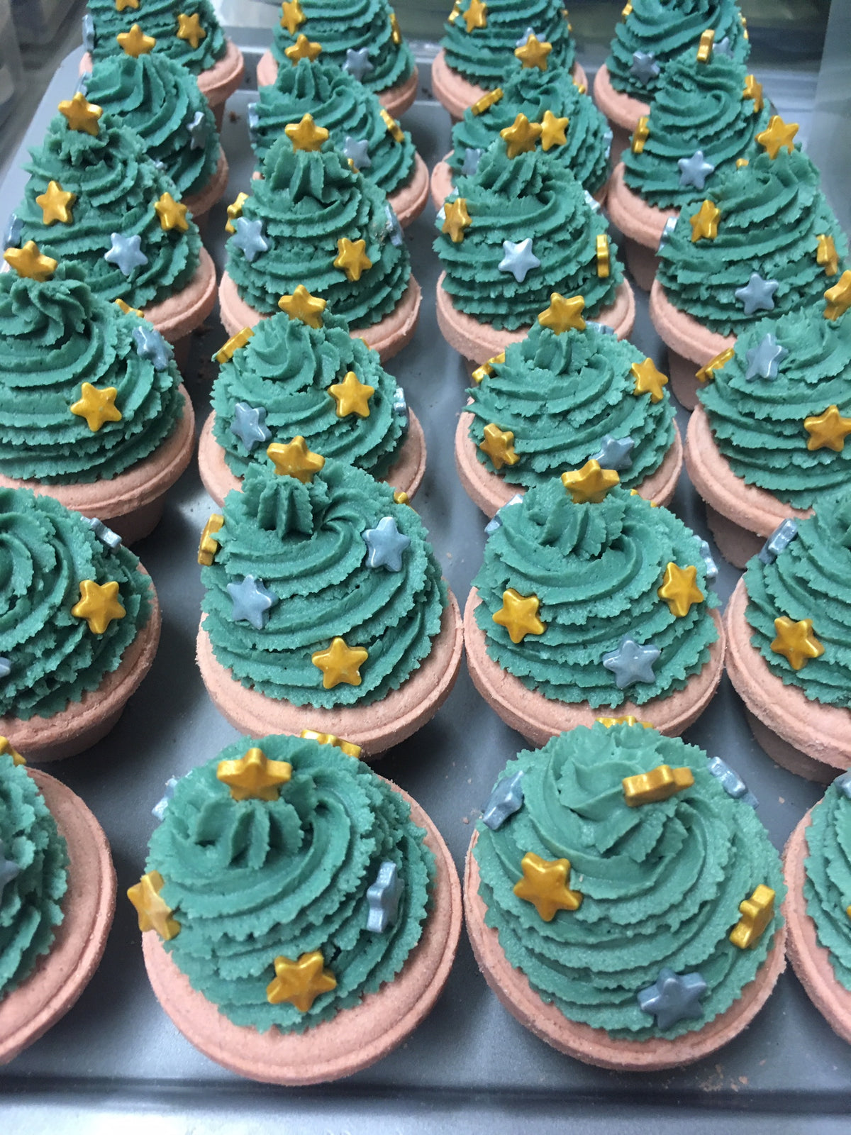 Christmas Tree Cupcake Bath Bombs