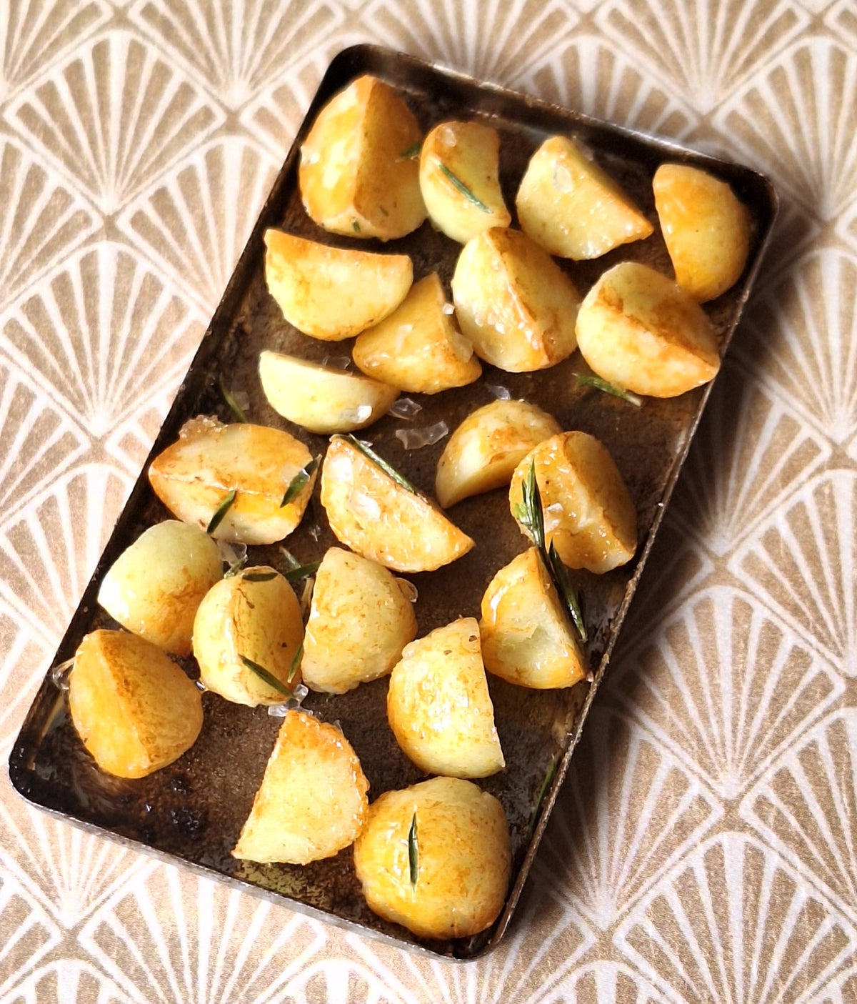 Roast Potatoes (with metal serving spoon)