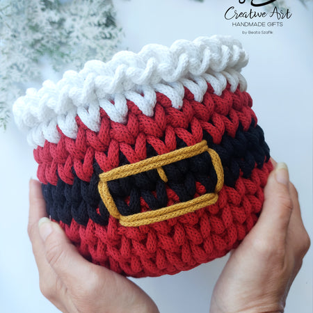 Crochet Santa Basket on wooden base