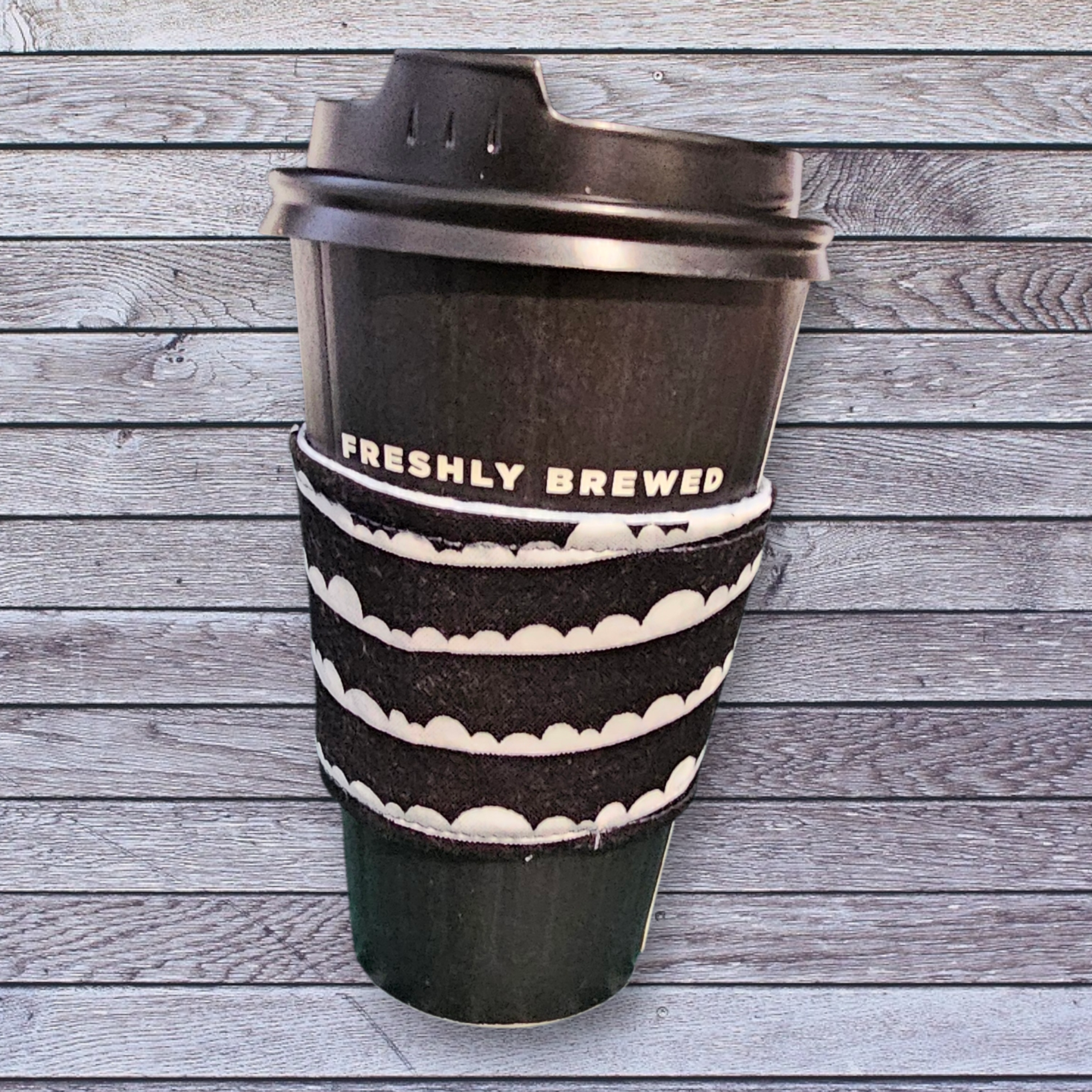 Reusable Coffee Cup Sleeve – Practical, Stylish & Eco-Friendly