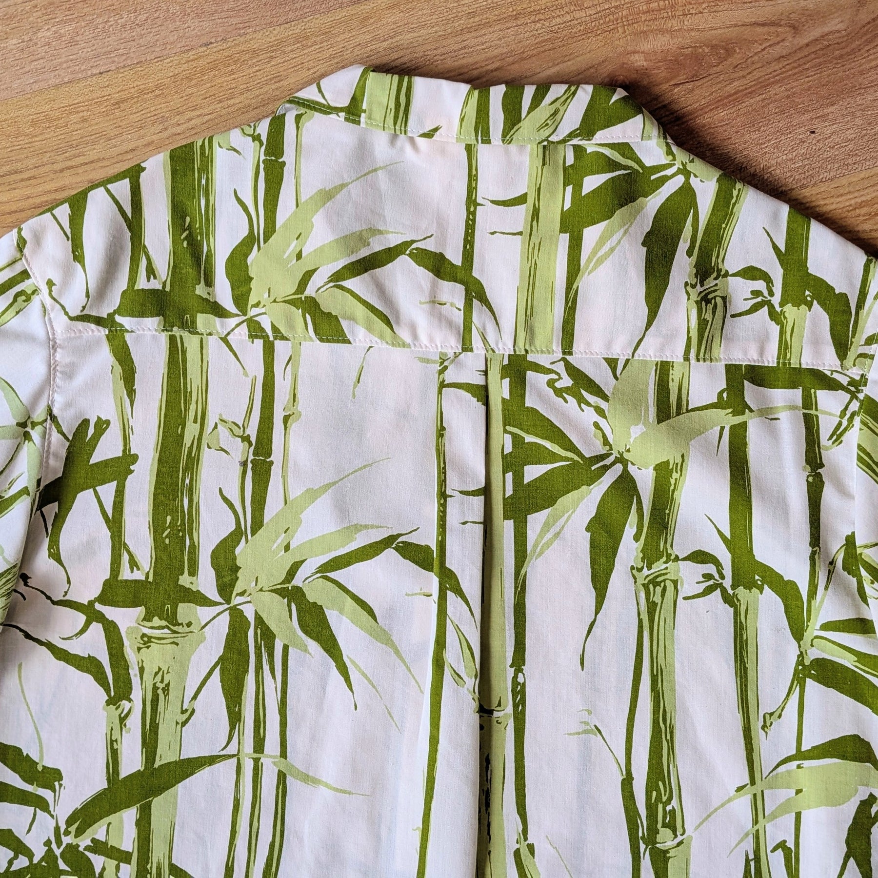 Upcycled Vintage 1970s Cotton Unisex Button-up Shirt (Green Bamboo & White / Size M)