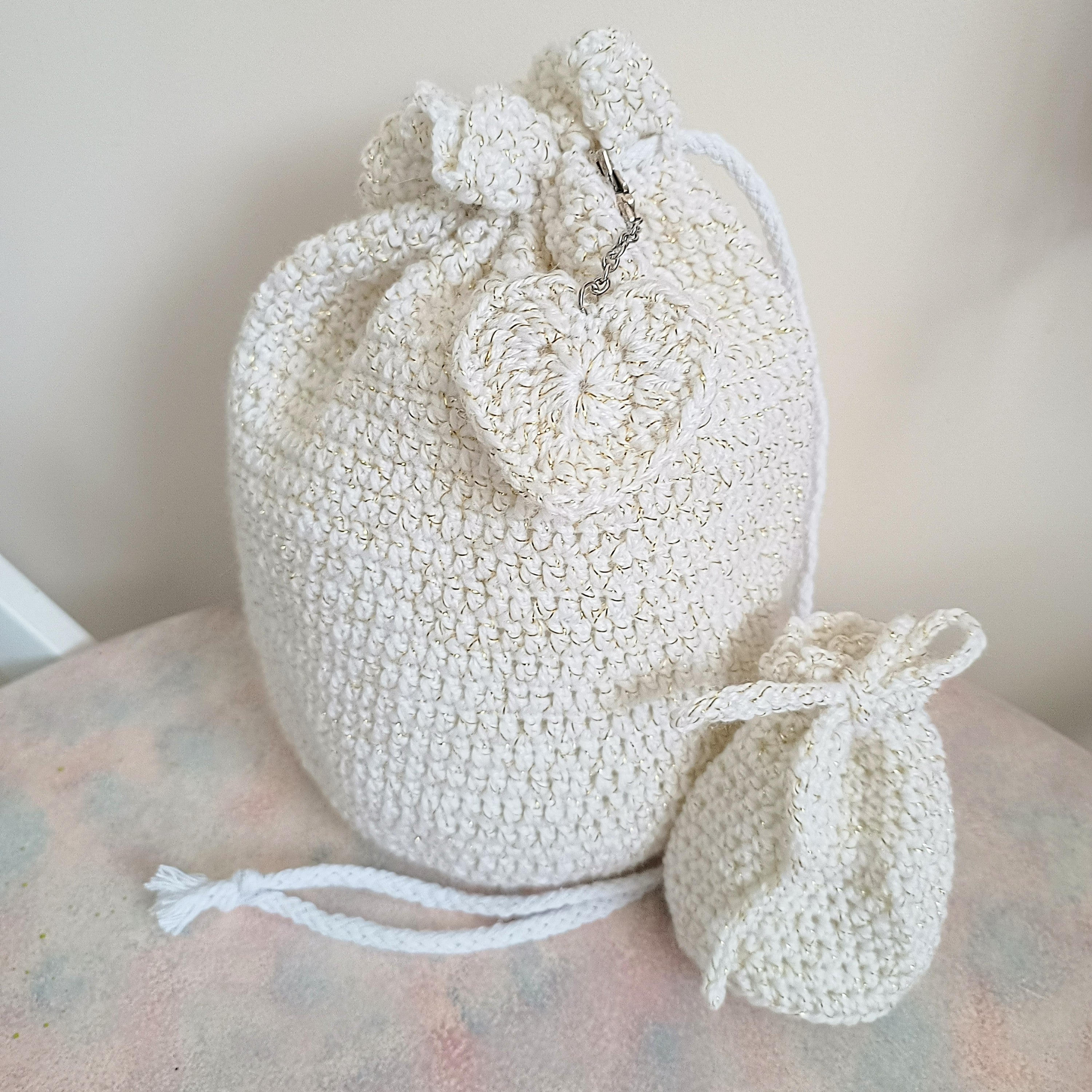 Crochet Glitter Acrylic Drawstring Bag Plus