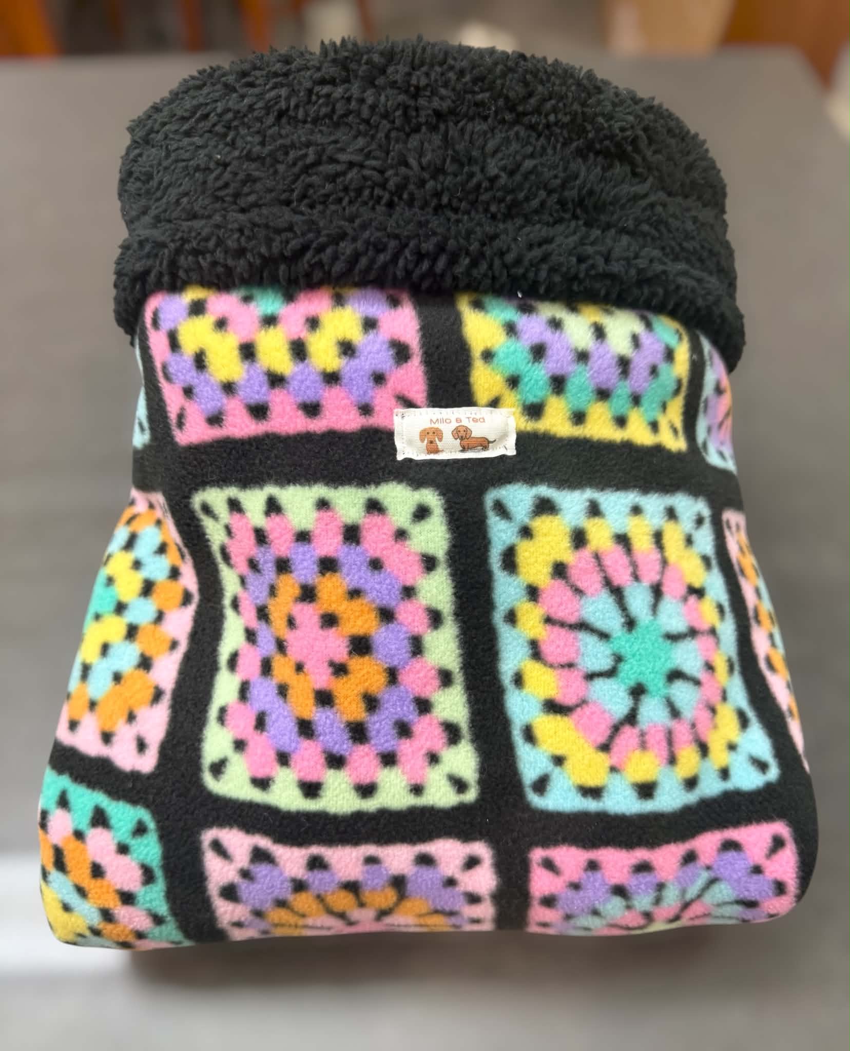 Pet Cozy sleeping snuggle sack for bed. Suits dog, cat, rabbit,lizard