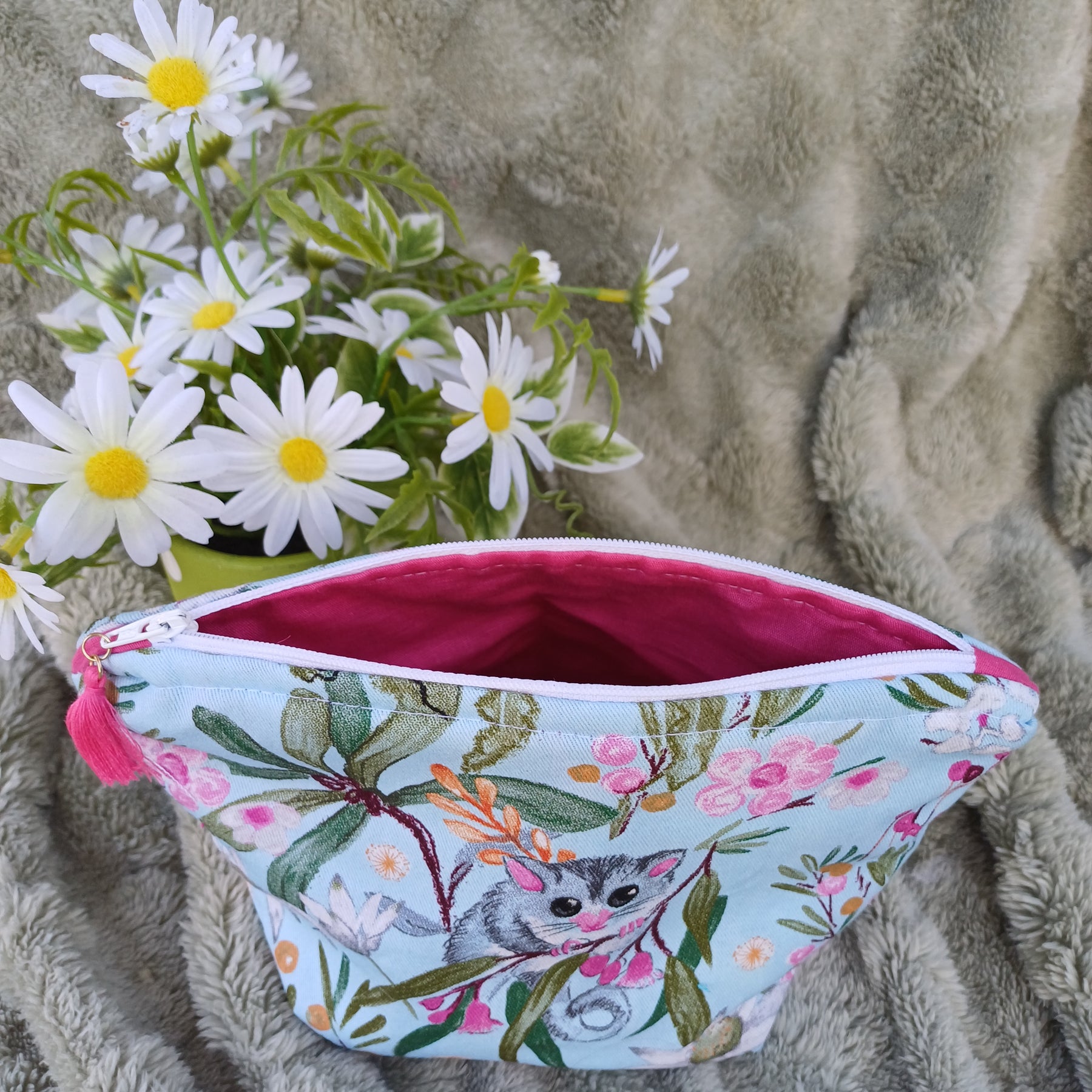 Possum Design Zipper Pouch