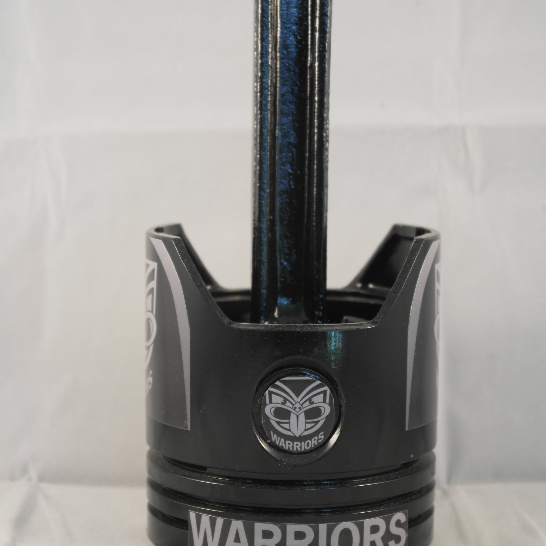 New Zealand Warriors Piston & Rod Desk Clock