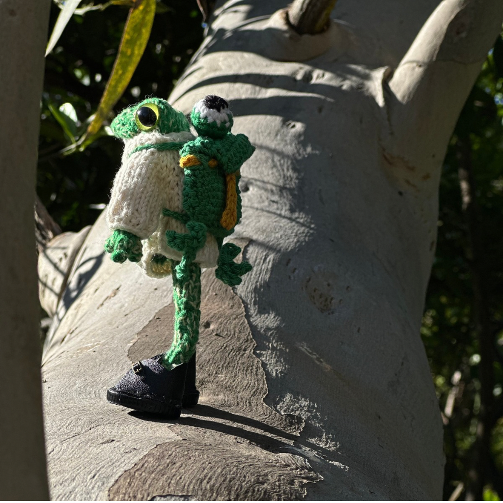 Handmade Poseable Frog Figurine 12cm