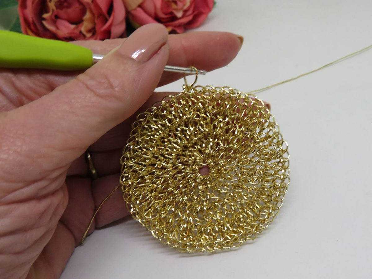 Bespoke Handmade Gold Shimmer Thread Shell Pendant Choker Necklace