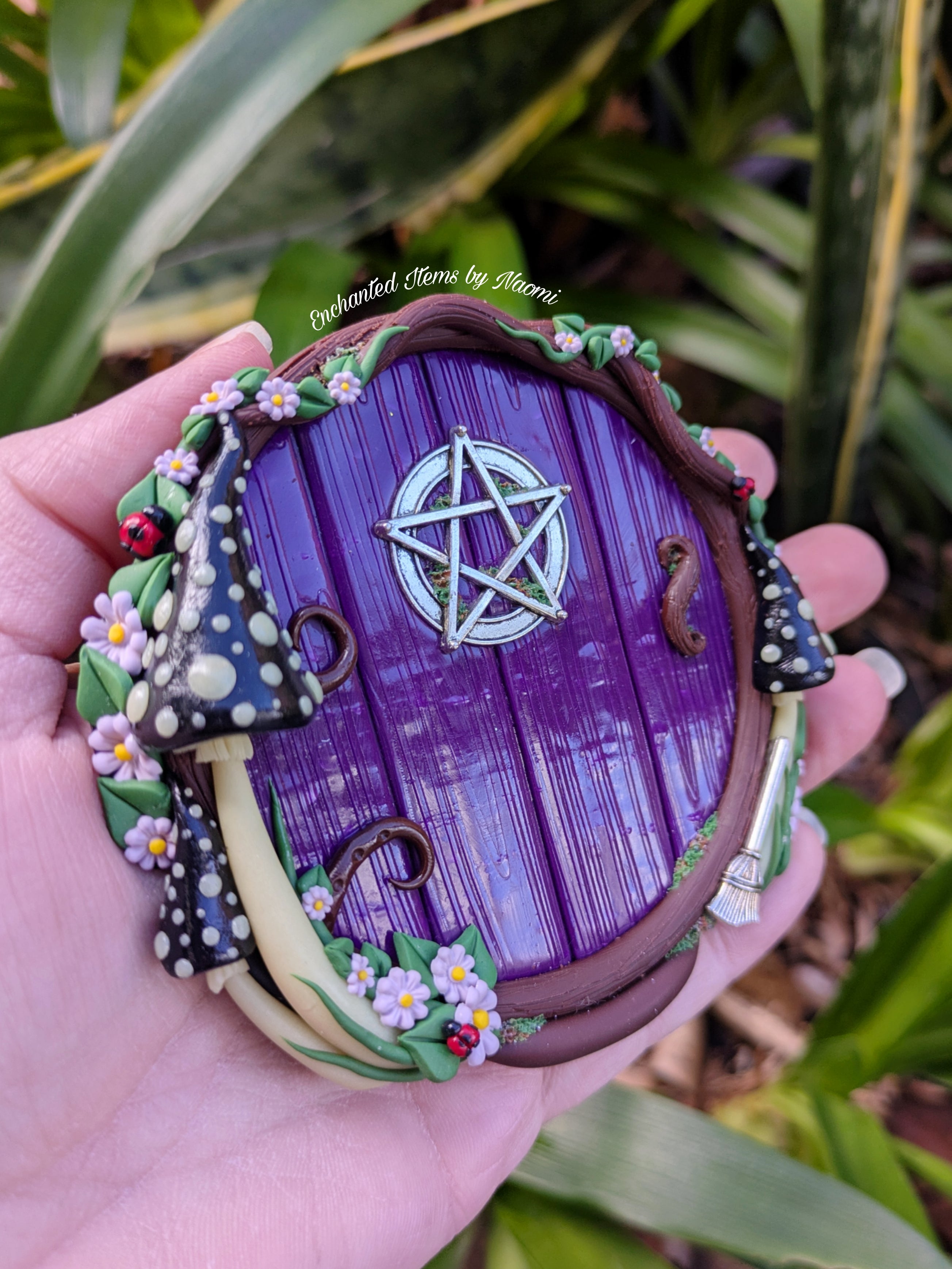 Witchy Hobbit style Door – Hand Sculpted Fairy Door