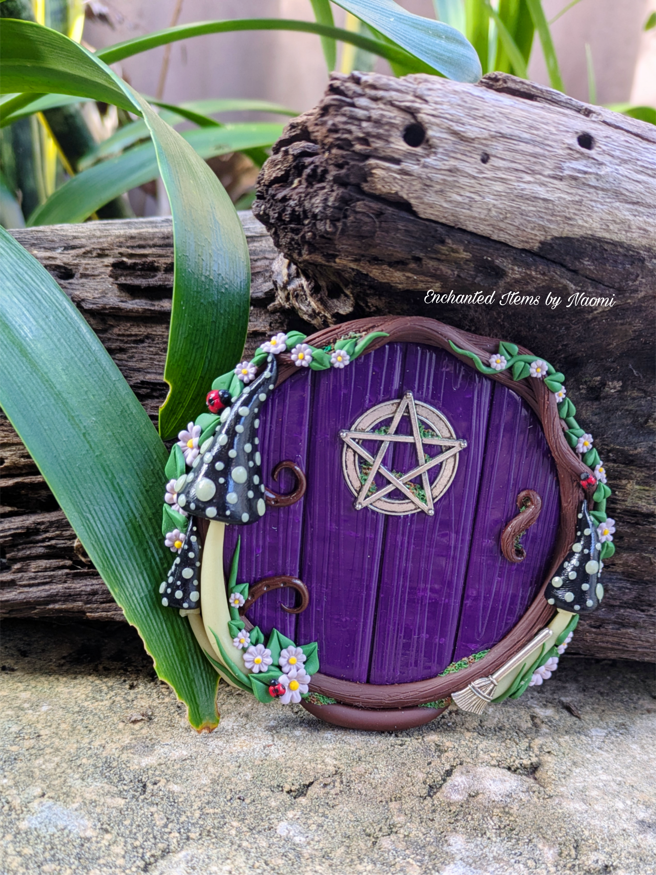 Witchy Hobbit style Door – Hand Sculpted Fairy Door