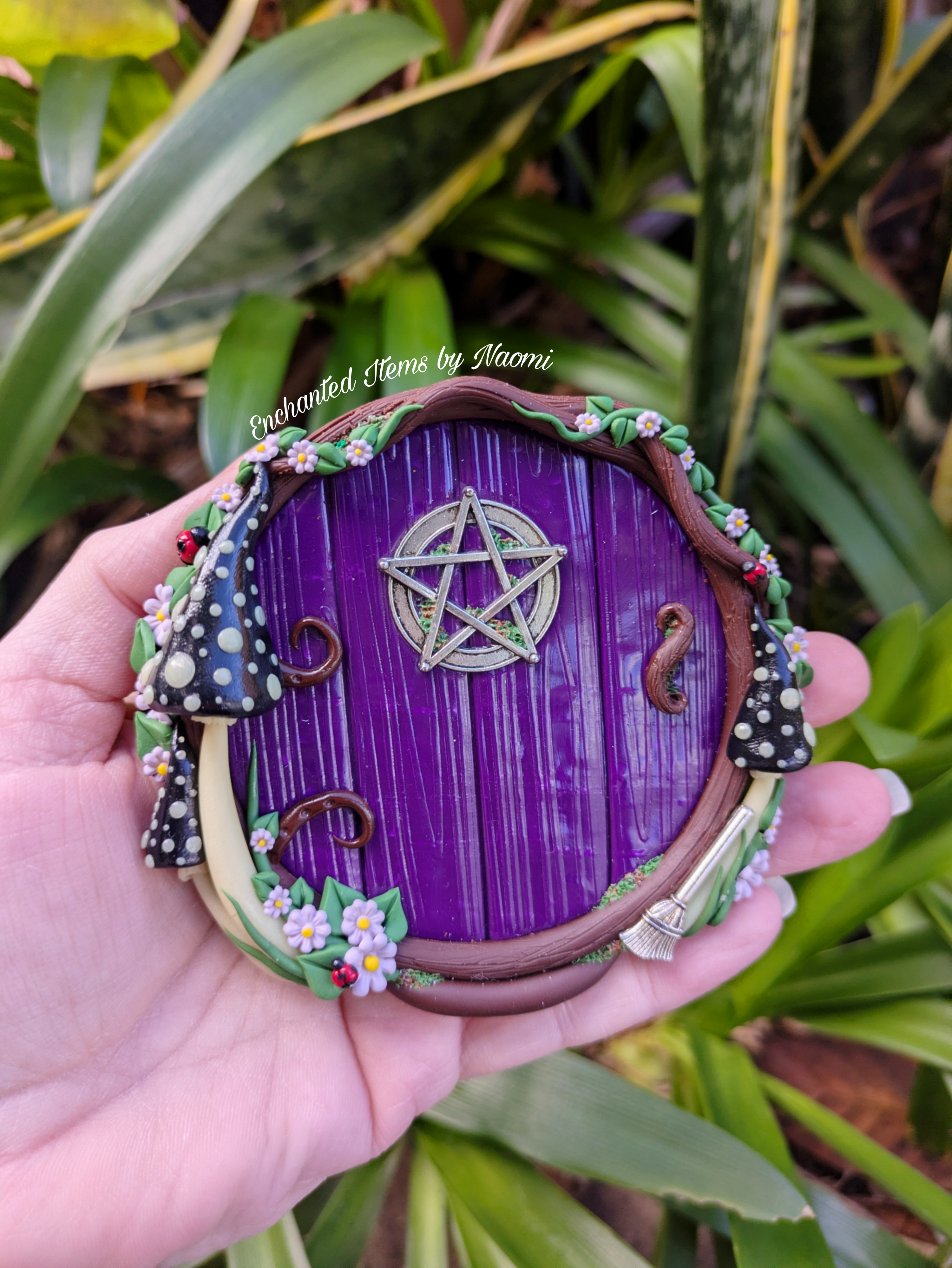 Witchy Hobbit style Door – Hand Sculpted Fairy Door