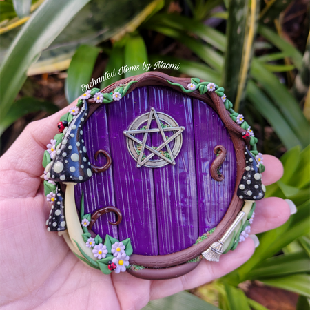 Witchy Hobbit style Door – Hand Sculpted Fairy Door