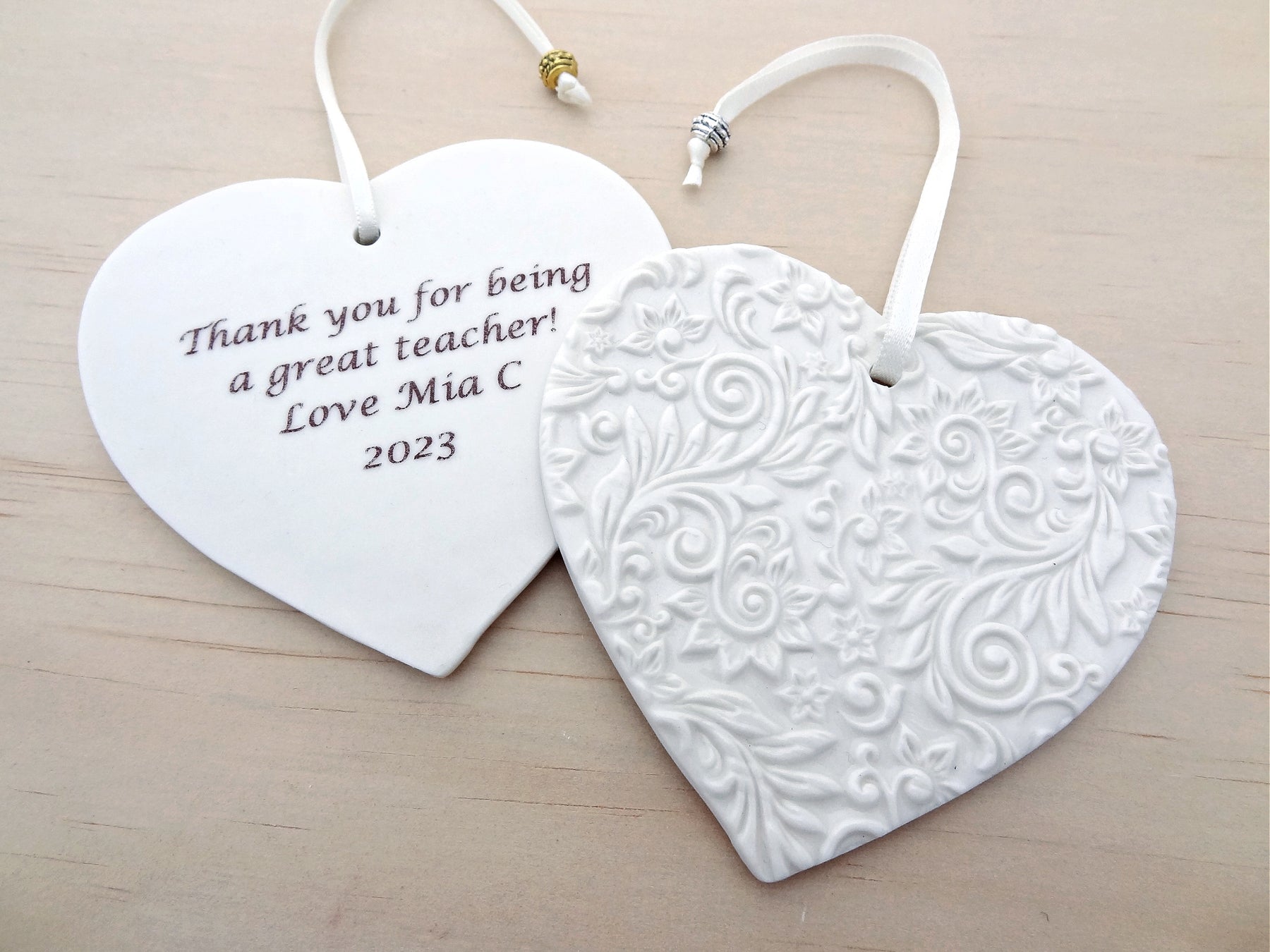 Personalised ceramic heart ornament. Ceramic decoration with custom wording