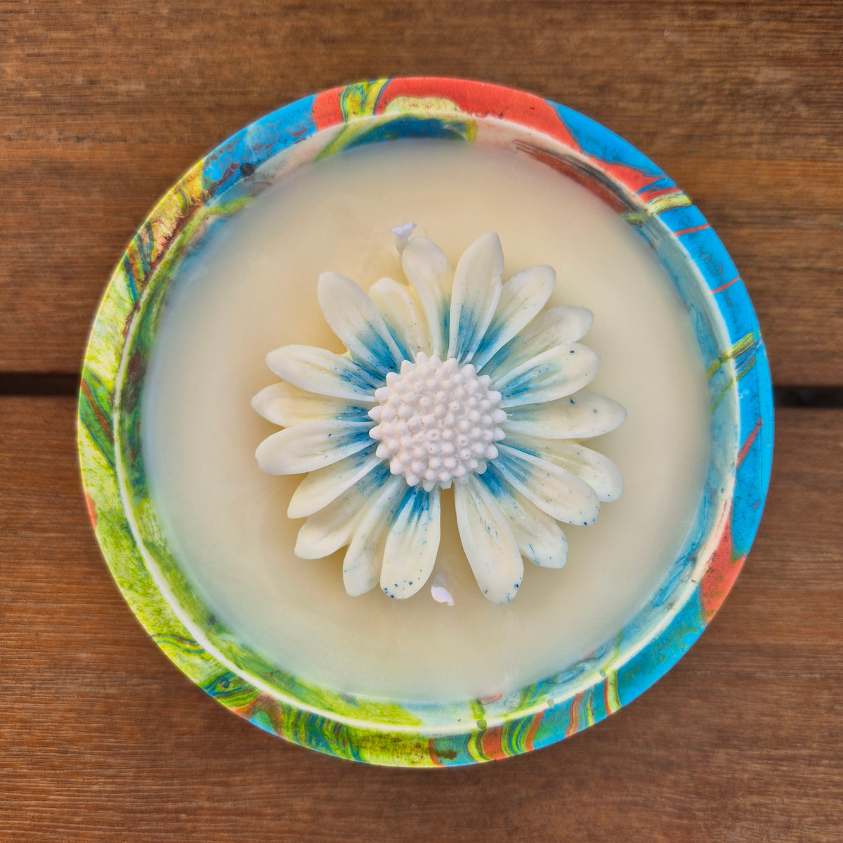 Hand painted round concrete bowl candle with sandalwood