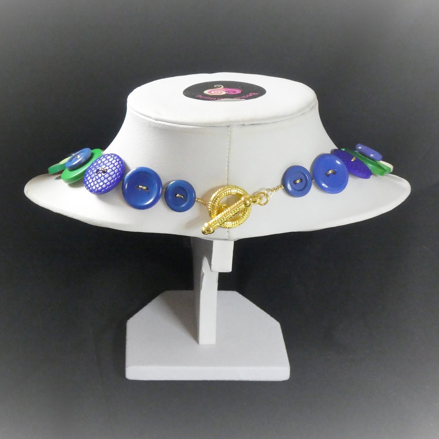 Button necklace - Four Leaf Clover