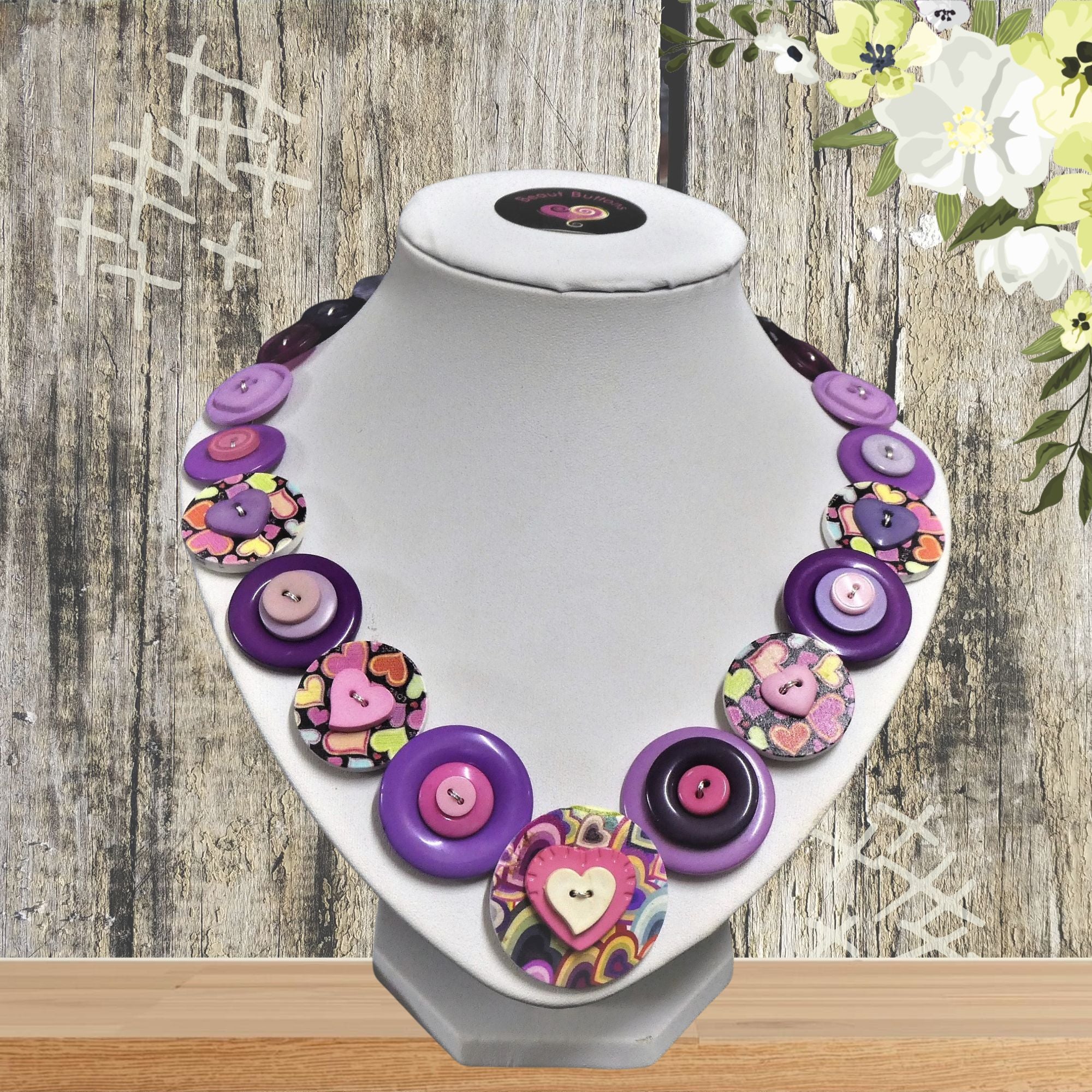 Button necklace - Purple Hearts