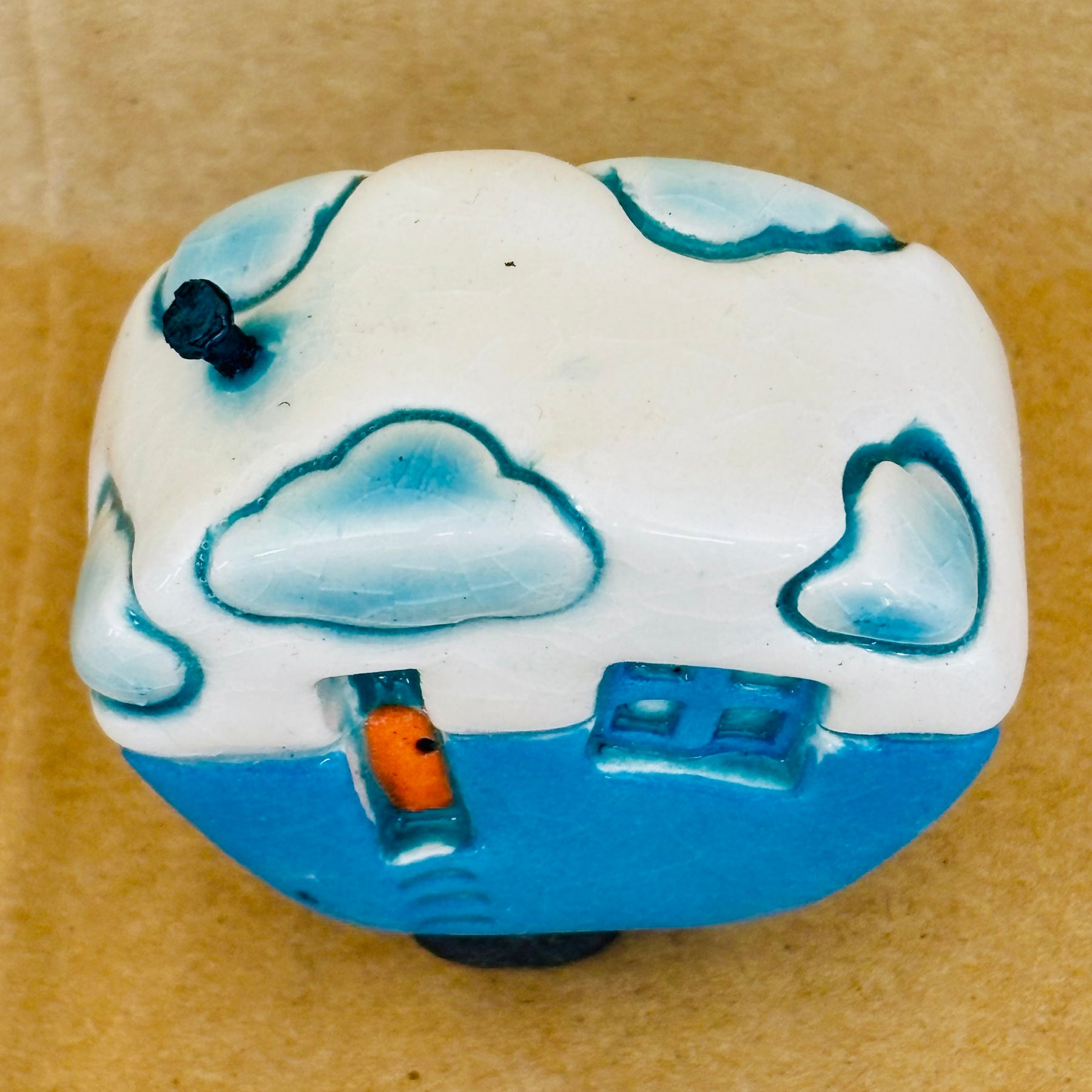 Small Retro Collectable Ceramic Caravan 9