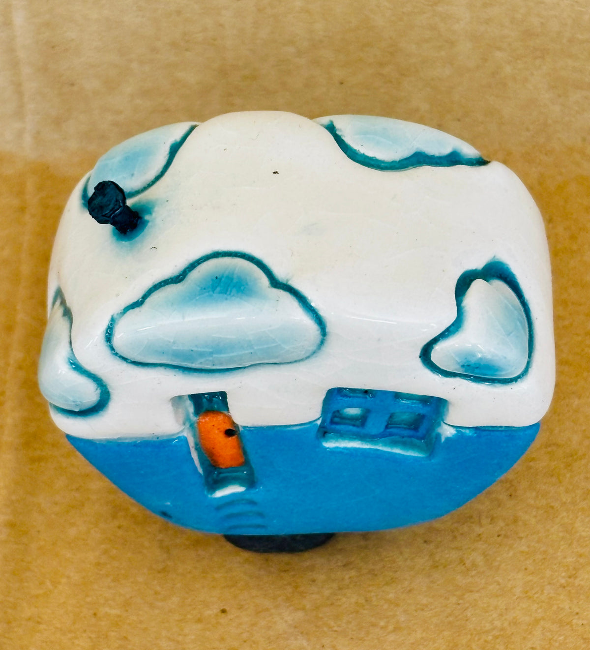 Small Retro Collectable Ceramic Caravan 9