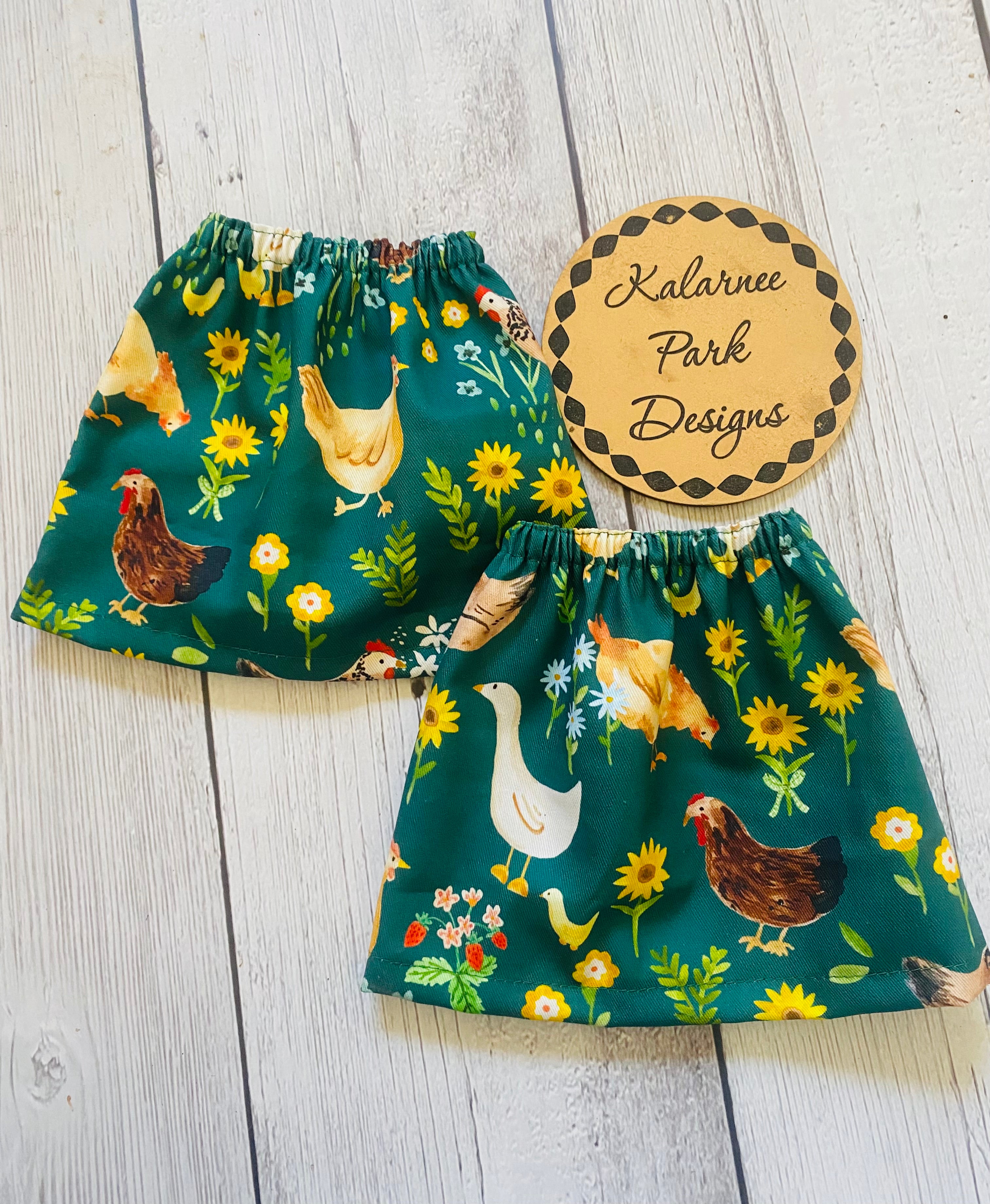 ''Chirpy Chicks'' Adult Sock Savers