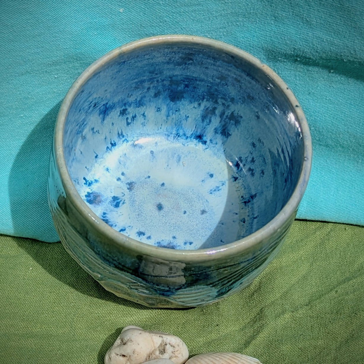 Oceanic cup