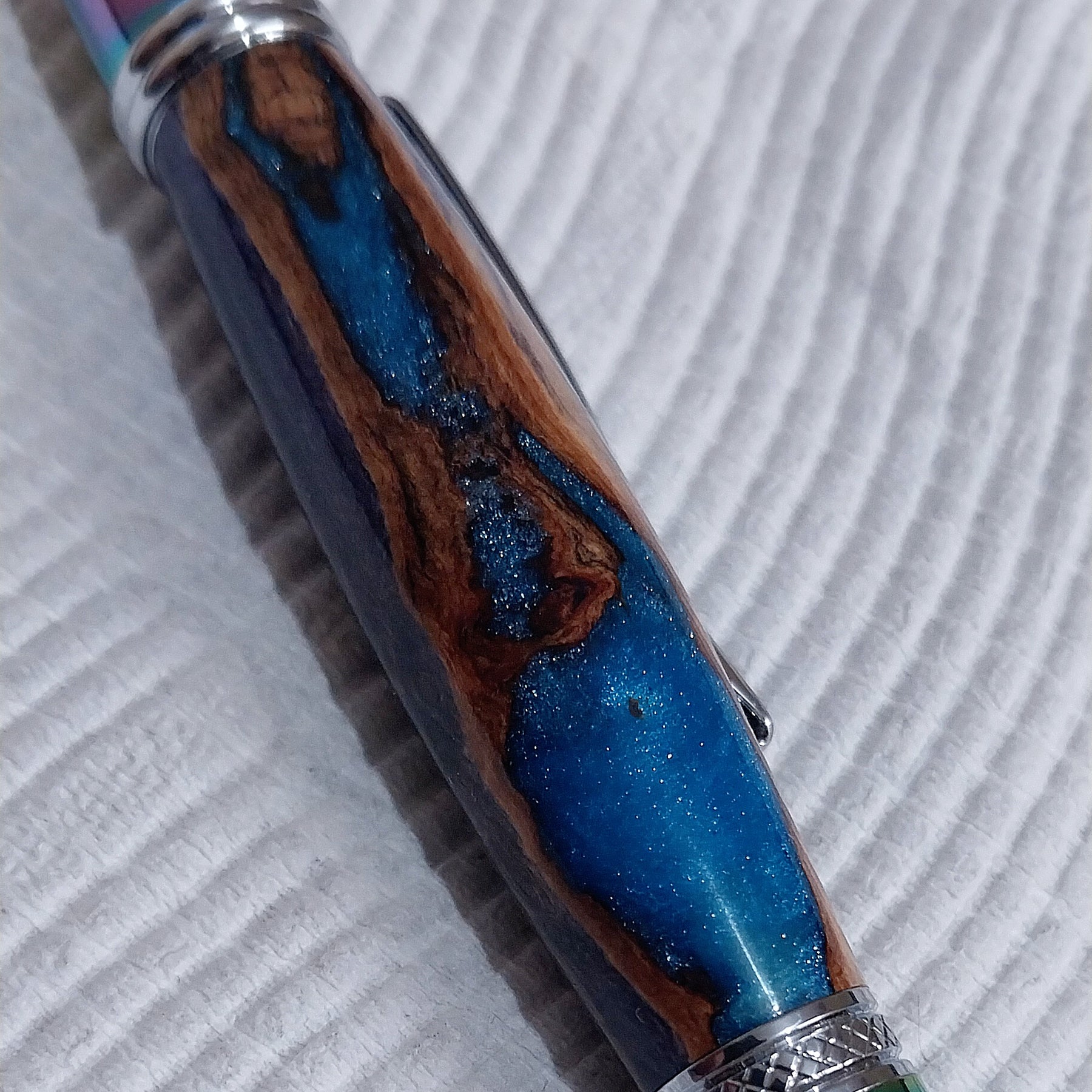 Mallee Burl Hybrid Resin Sierra Twist Pen