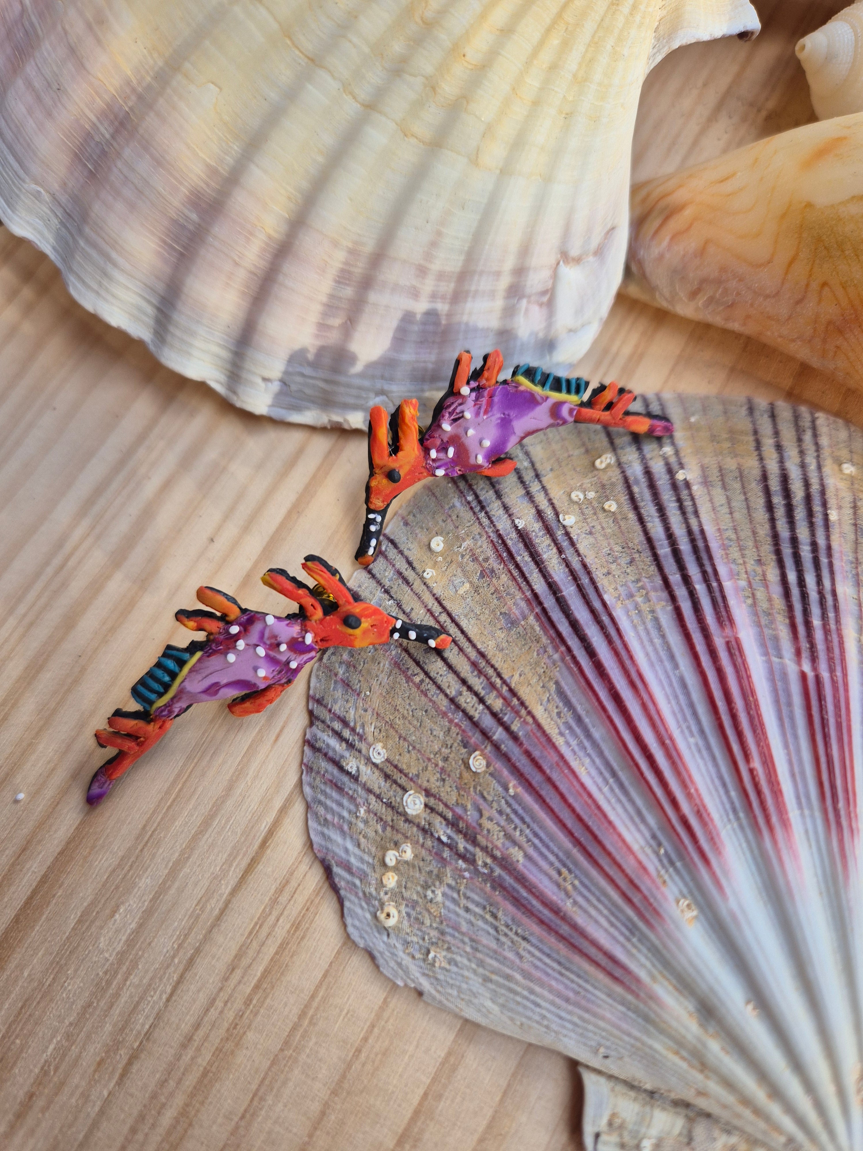 Mini Weedy Seadragon Studs