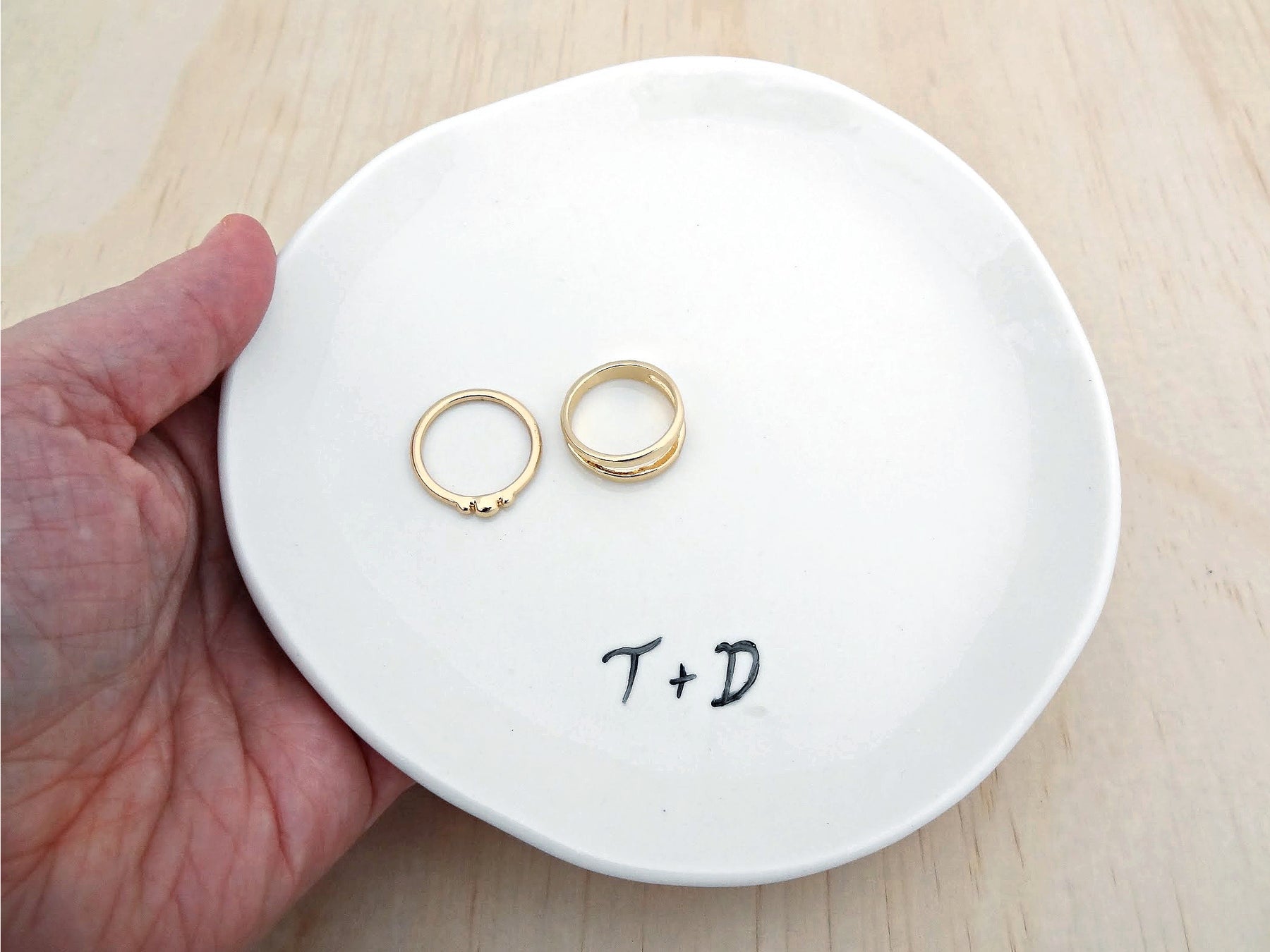 Personalised ring dish with custom initials. Ring holder, Custom Wedding Gift