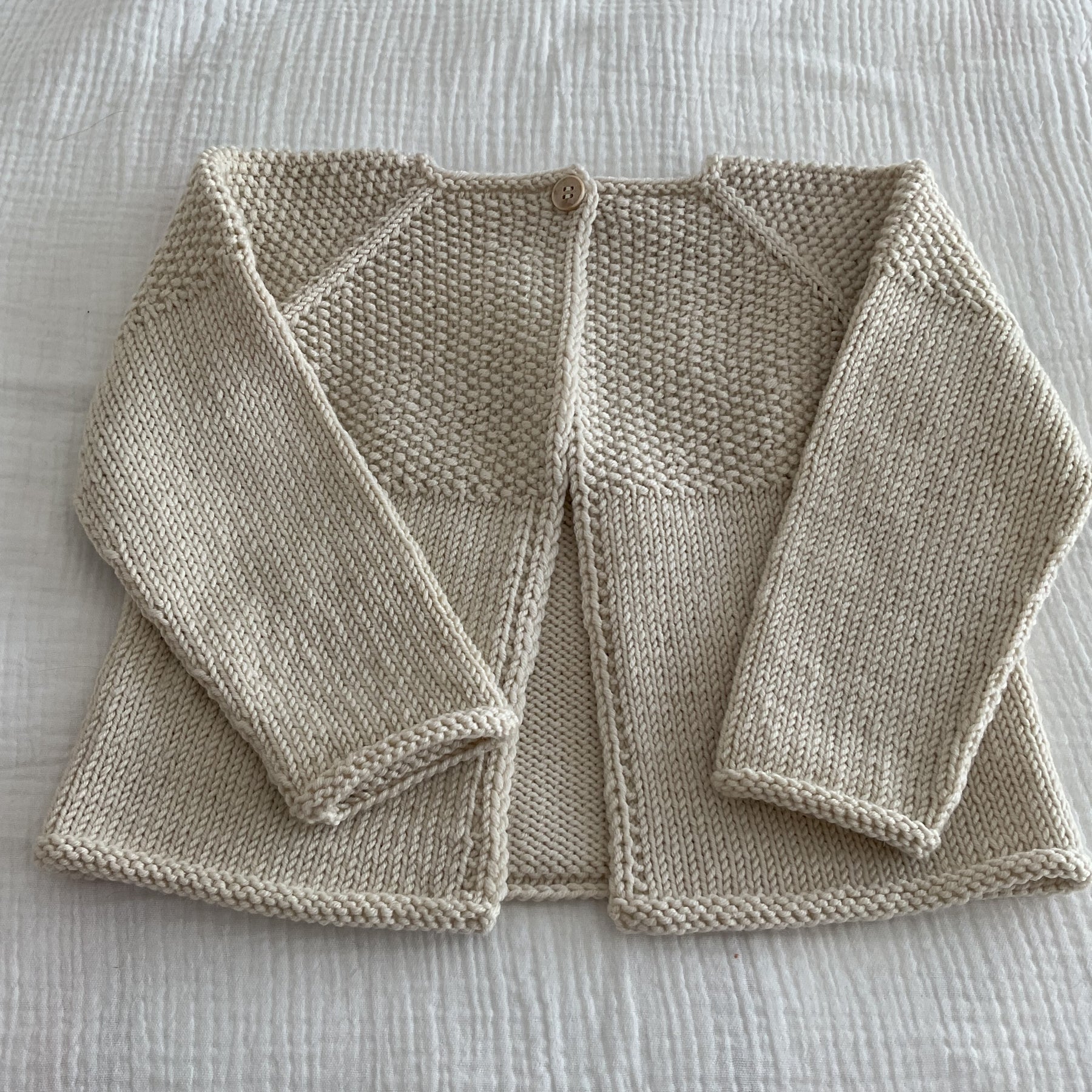 Cardigan in Ecru, Size 12months