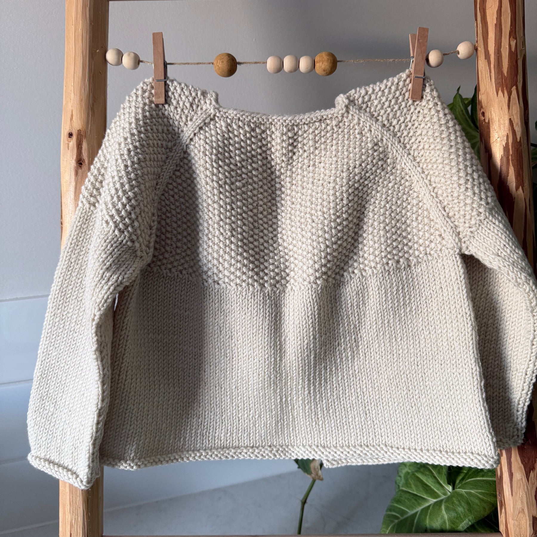 Cardigan in Ecru, Size 12months