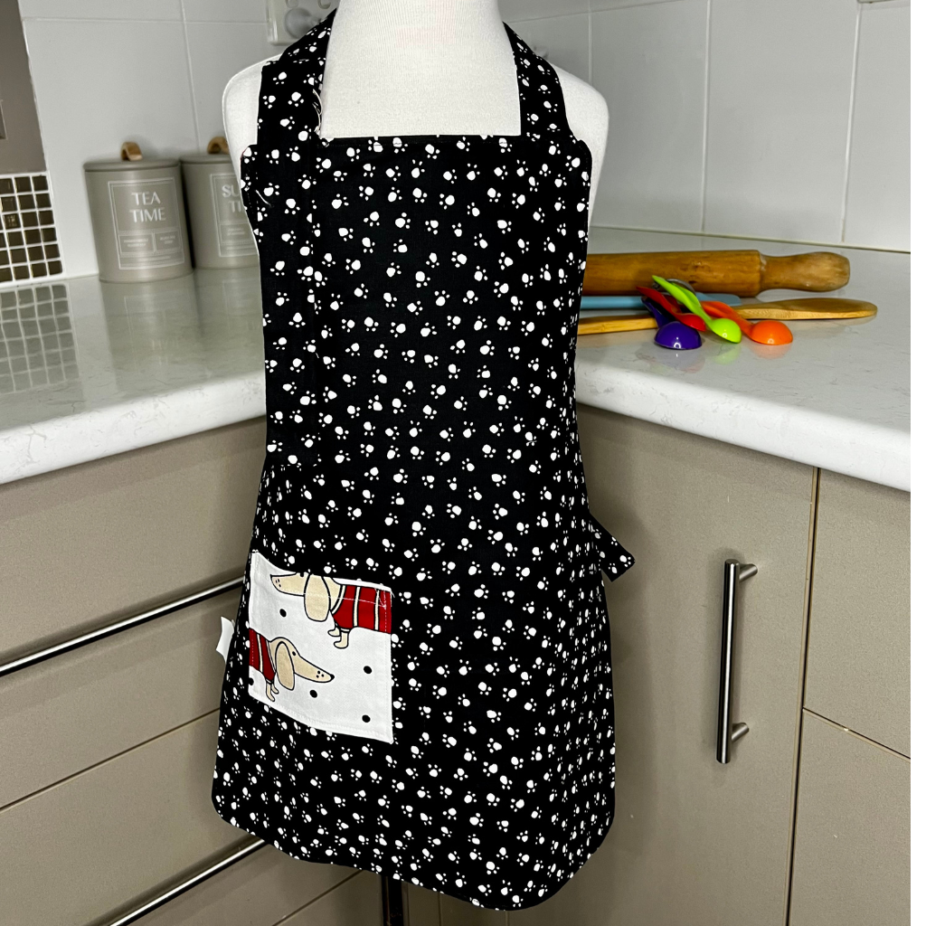 Apron .. Children's Reversible .. Dachshund