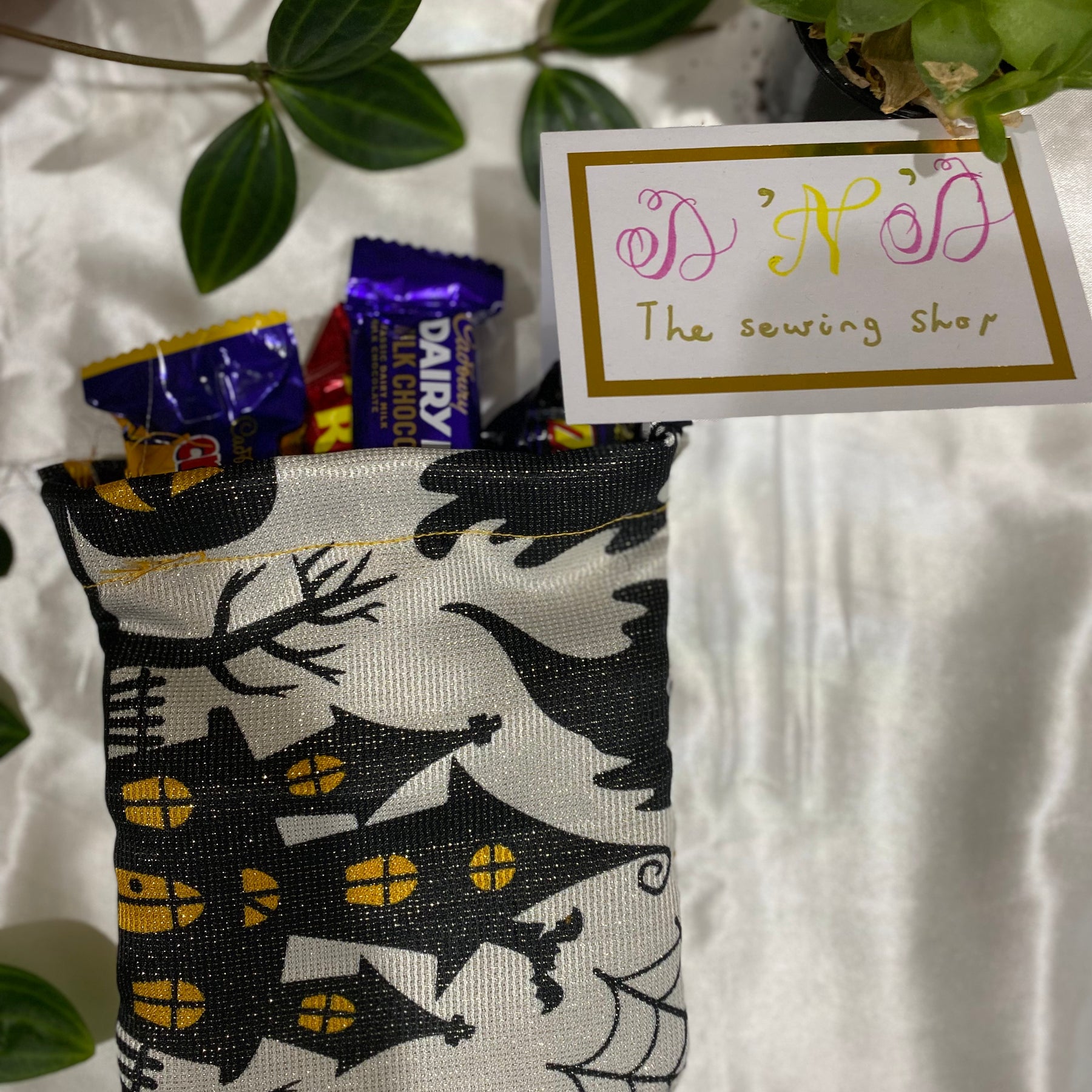 Halloween Goody Bags | Reusable Treat Bags for Kids (Drawstring Closure) | Set of 6