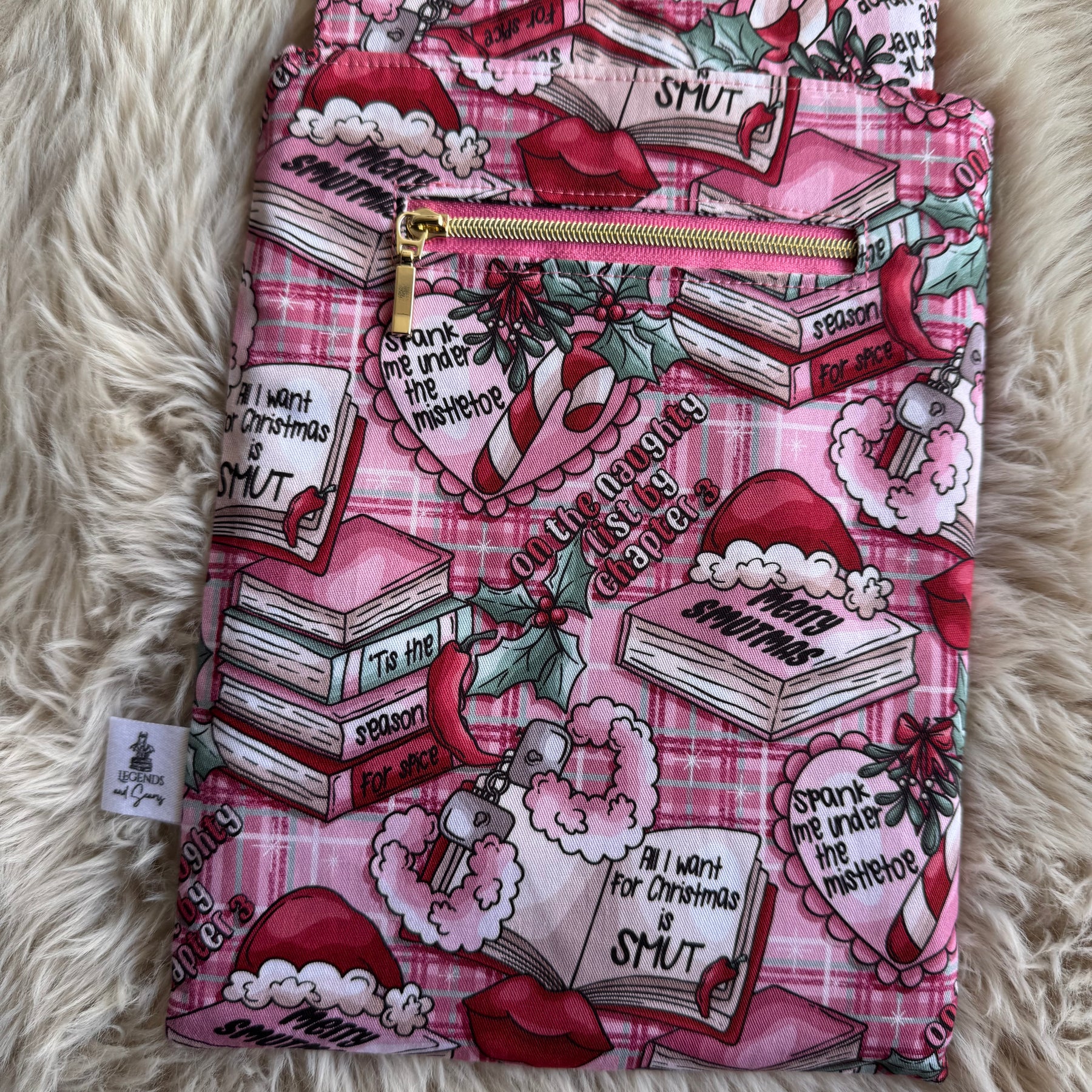 Smutmas eReader/Book Sleeves