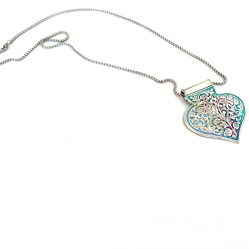 Necklace Painted heart