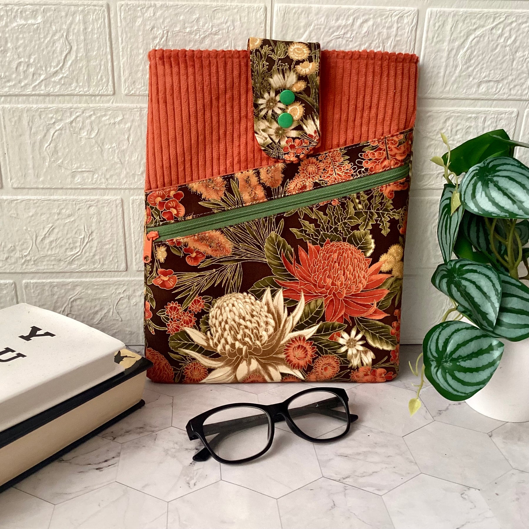 Australian wildflowers Waratahs fabric book sleeve with 2 pockets. iPad, tablet pouch