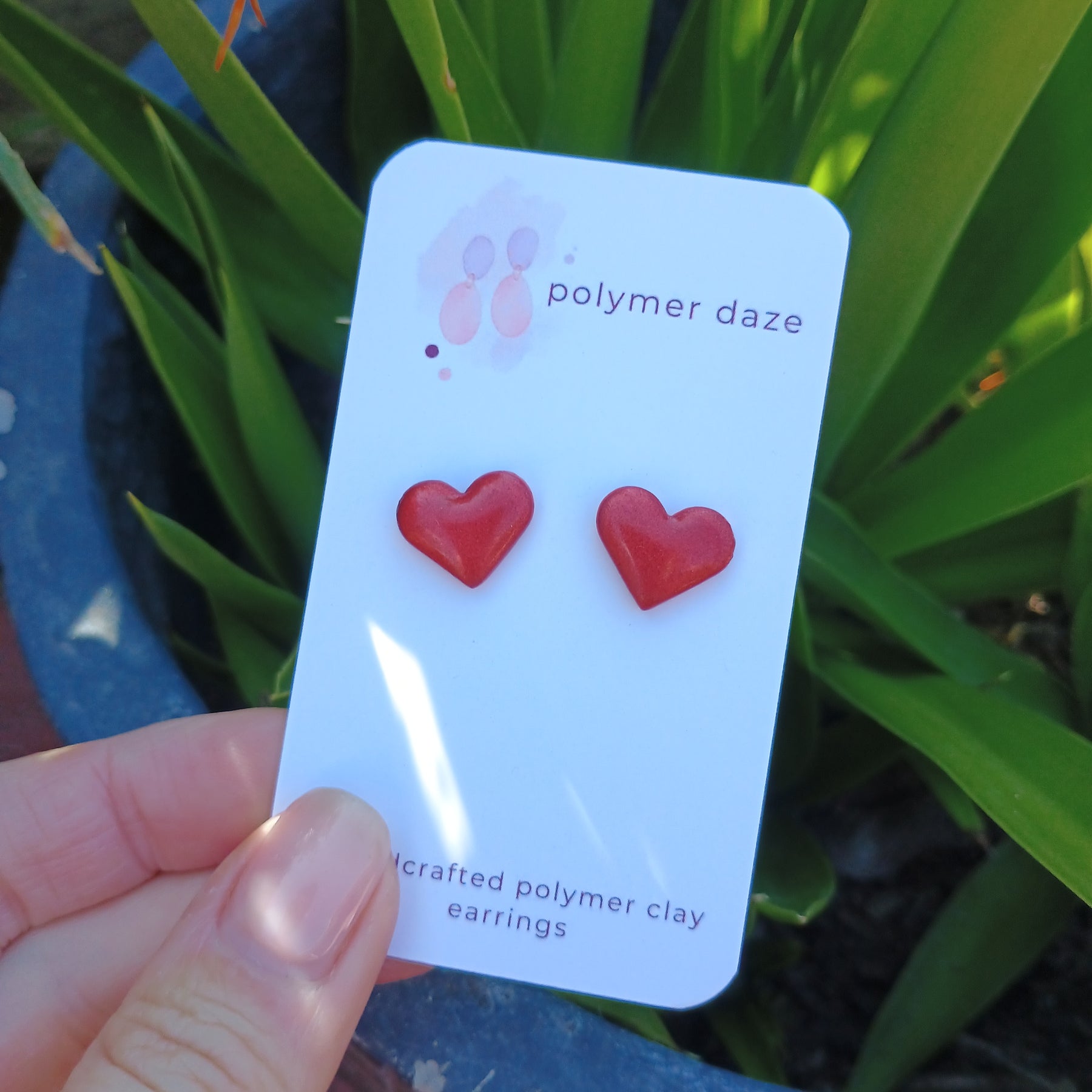 Velvet heart stud earrings