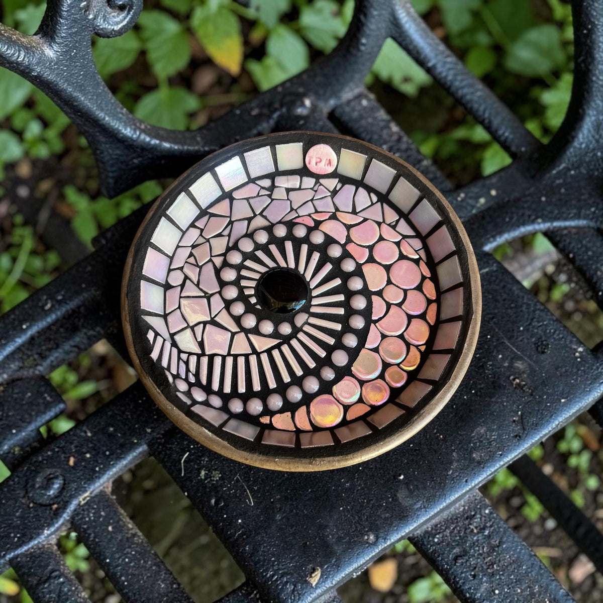 Mosaic Bee Bath. Pink Fern.