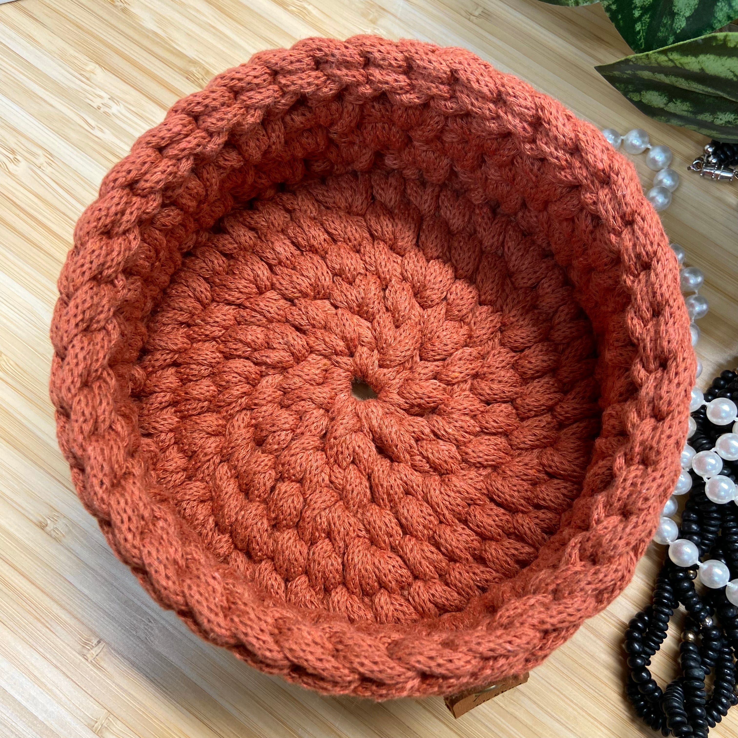 Crochet Basket - Round - Cotton Cord - Diagonal
