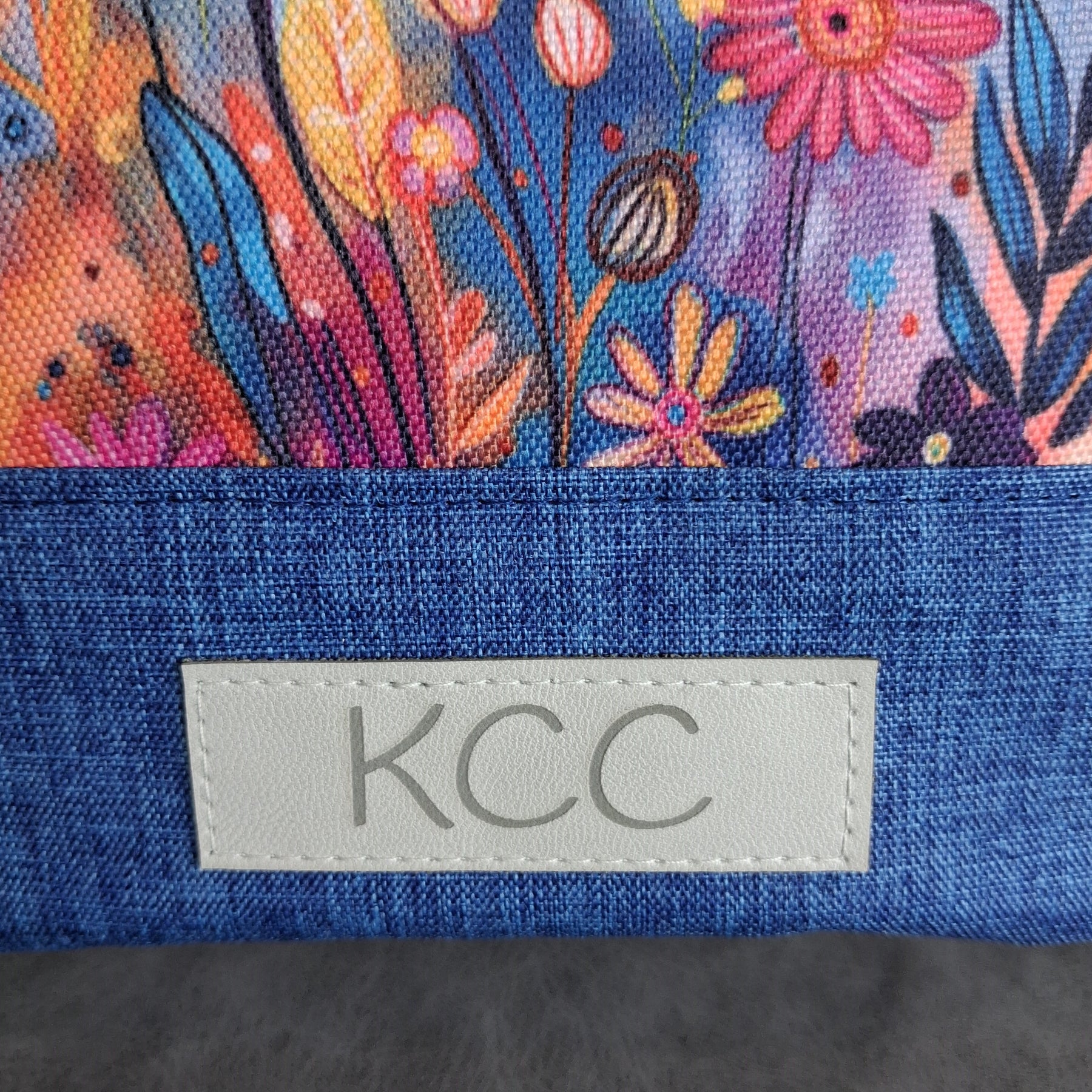 Crossbody Sling Bag – Mini Traveler – Bright Floral/Blue Contrast
