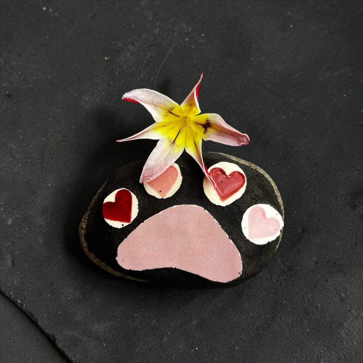 Mosaic Paw Stone.