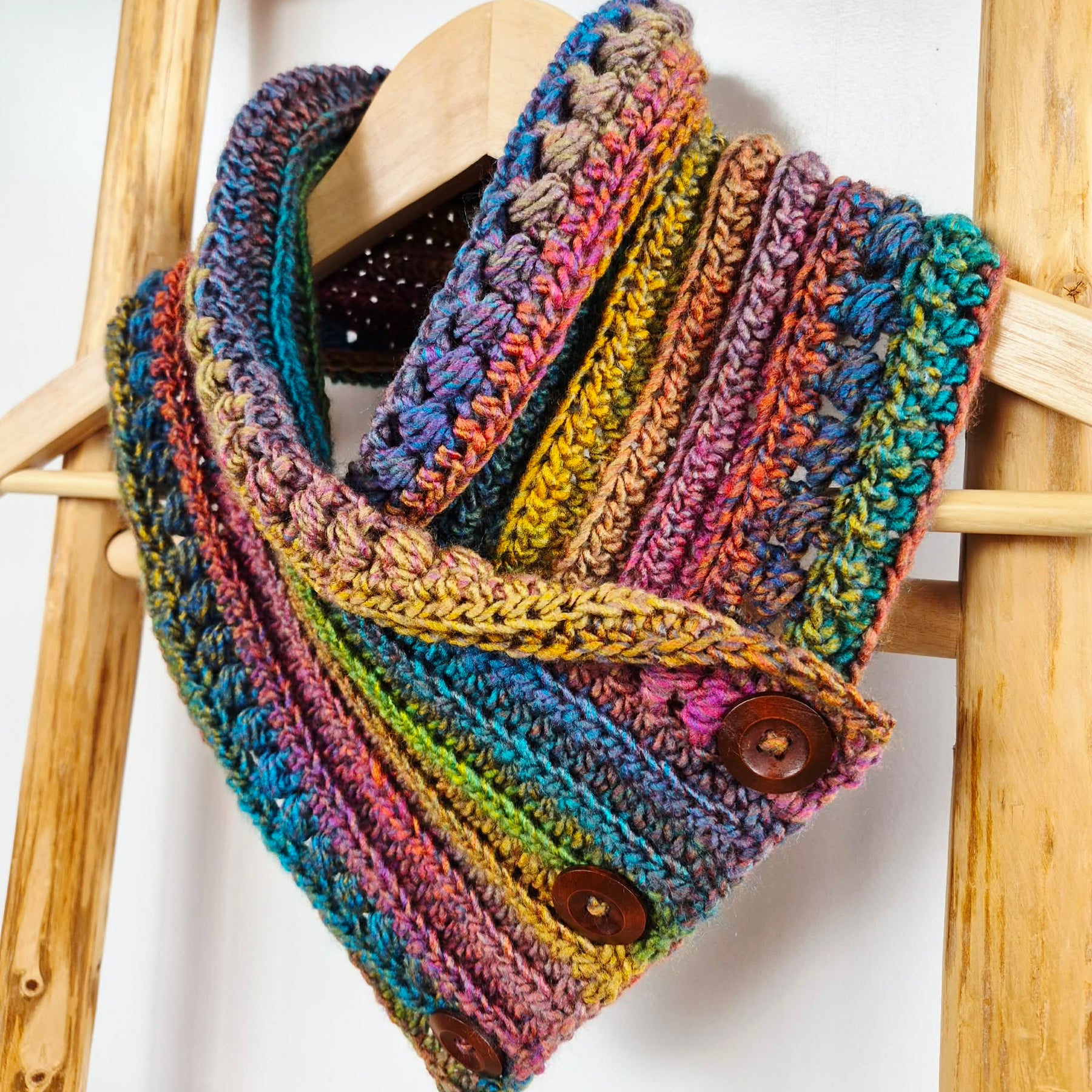 Ladies Neck warmer | Cowl | Scarf | Jewel Toned | Adult | Vintage | Crochet | Buttoned