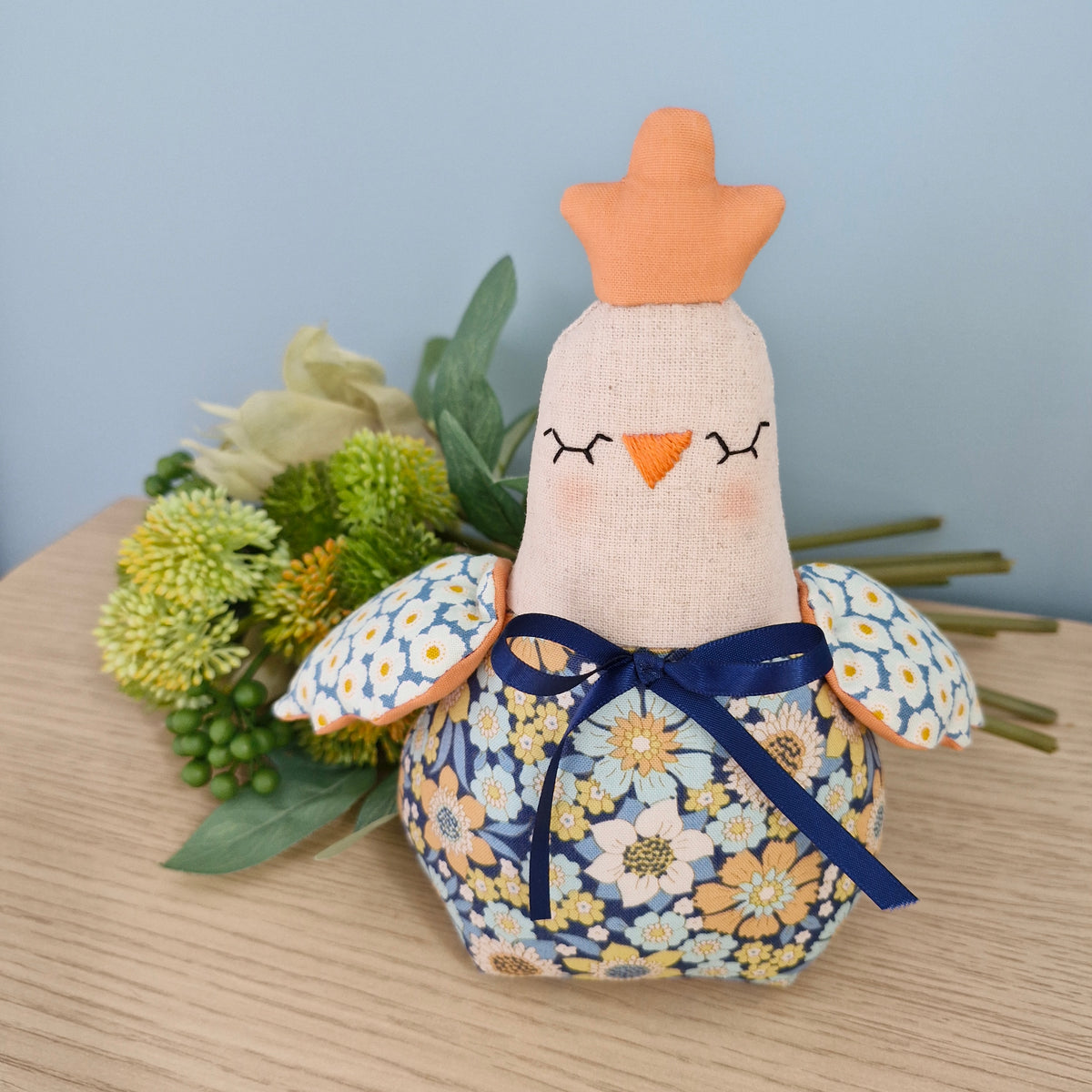 Henrietta Hen - Wallflower Blue