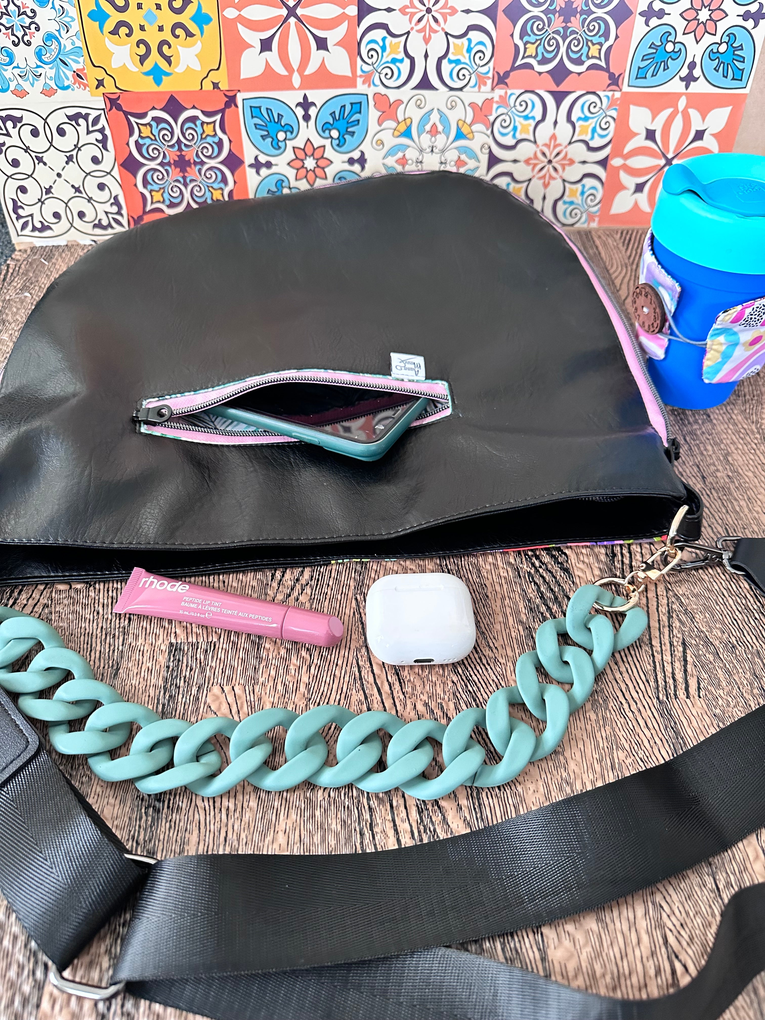 Expandable Shoulder Bag