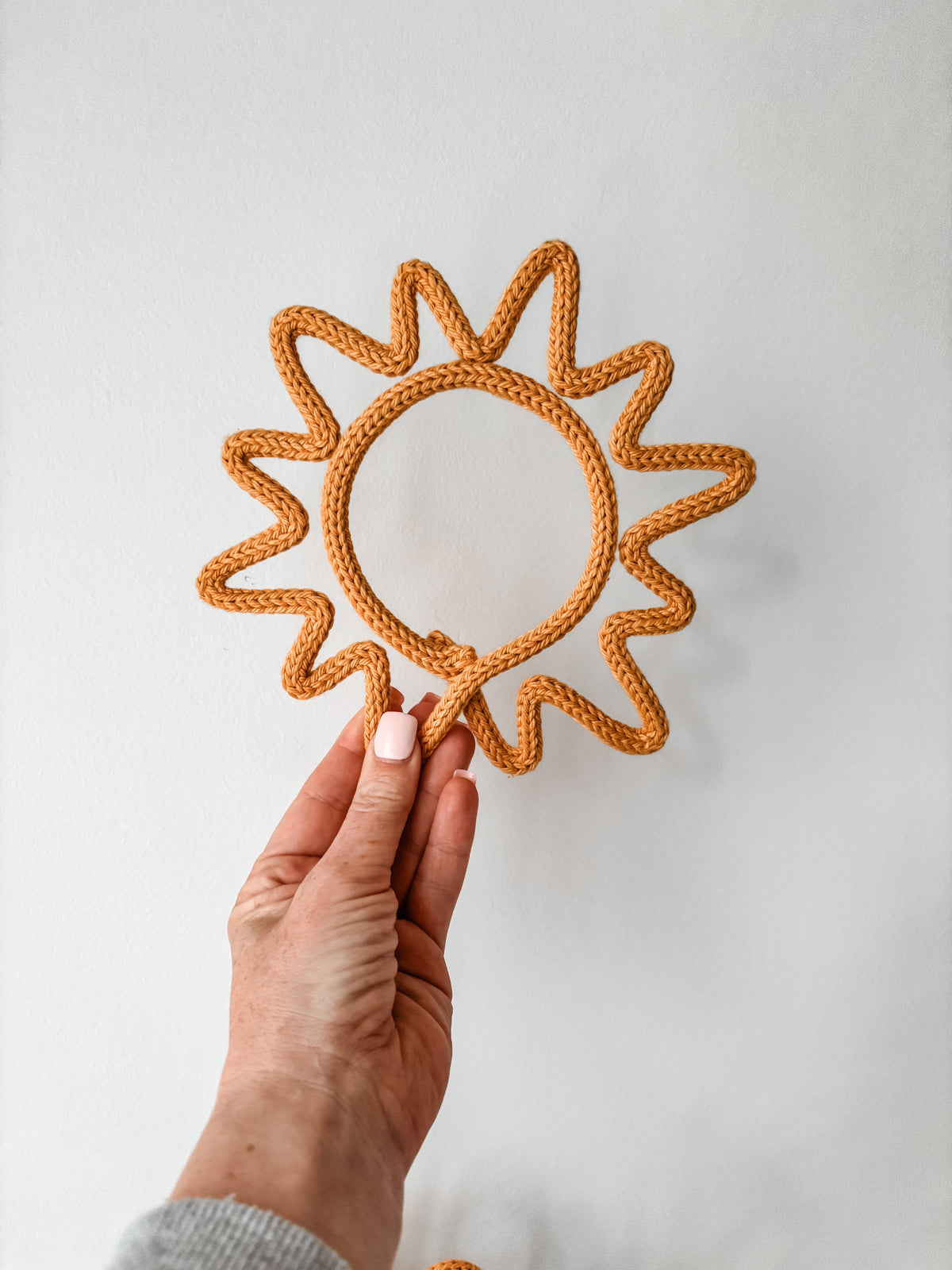 Knitted Sun | Pick Your Colour