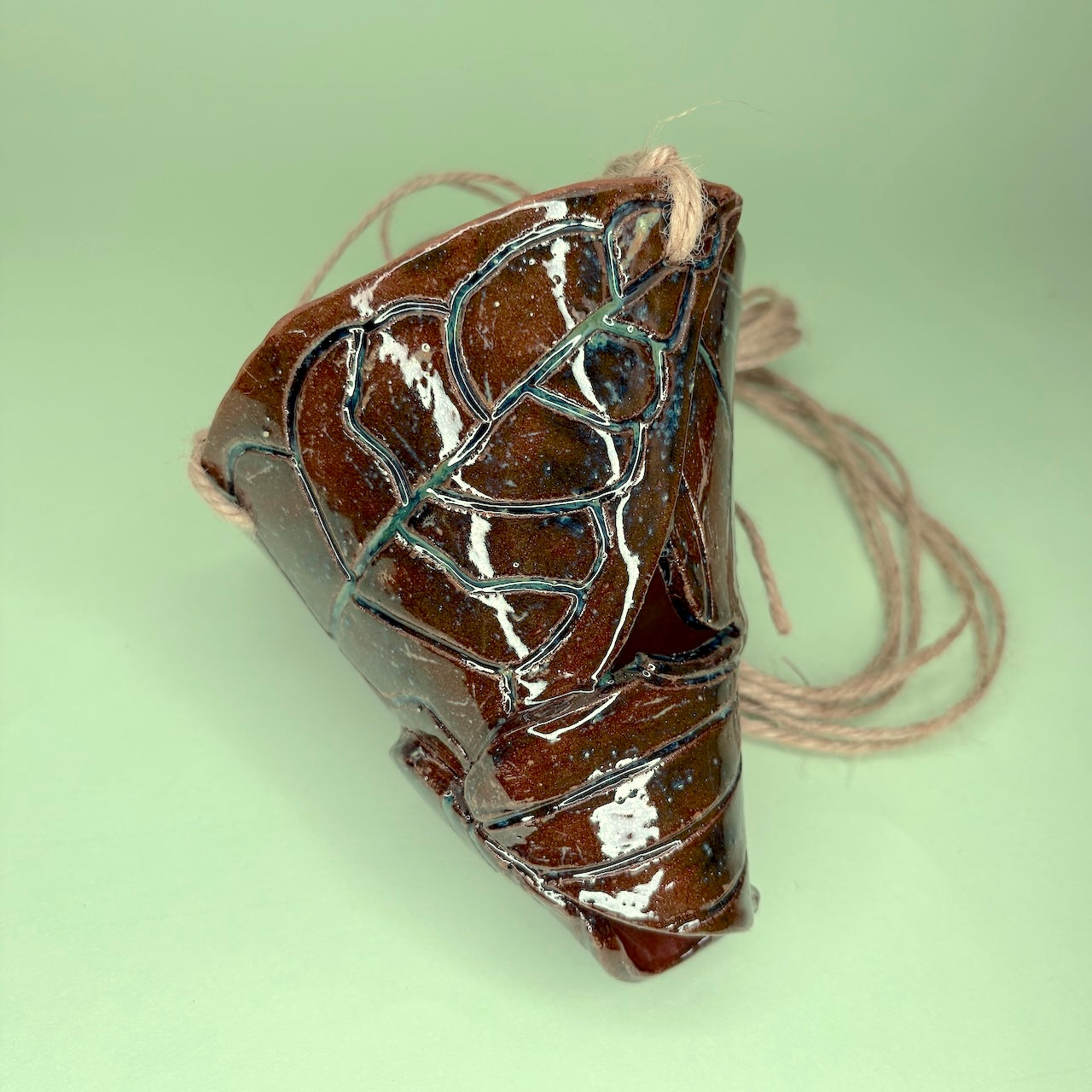 Ceramic hanging cone orchid pot - leaf design