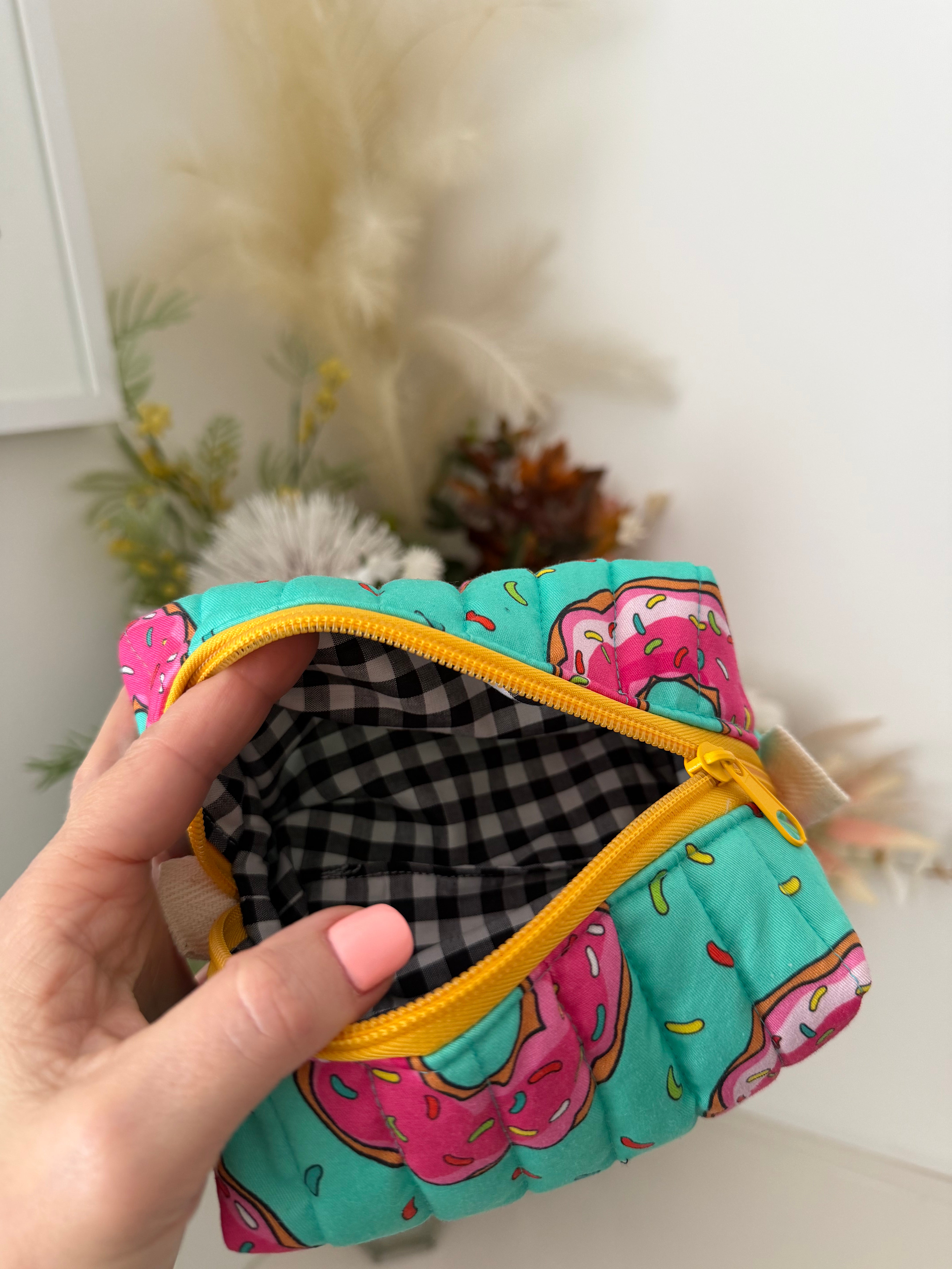 Boxy Zipper Pouch - Strawberry Donut