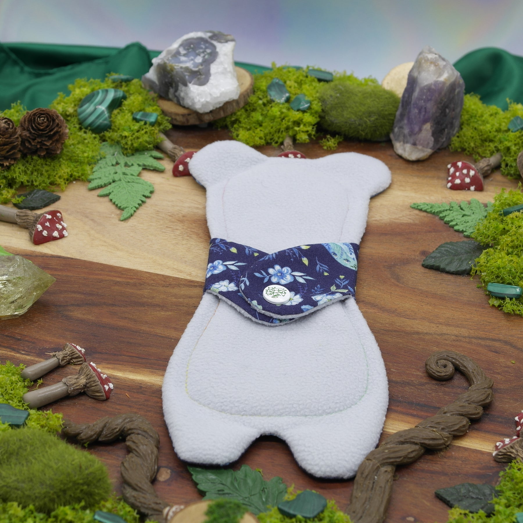Eco-friendly reusable 8" moderate cloth pad - honey bear