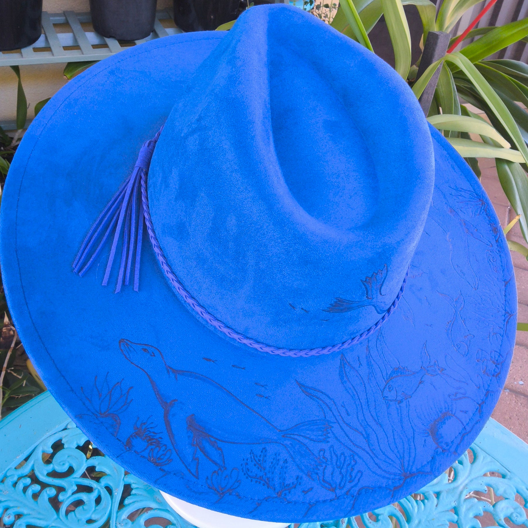 Hand burnt fedora hat : the playful sea lions