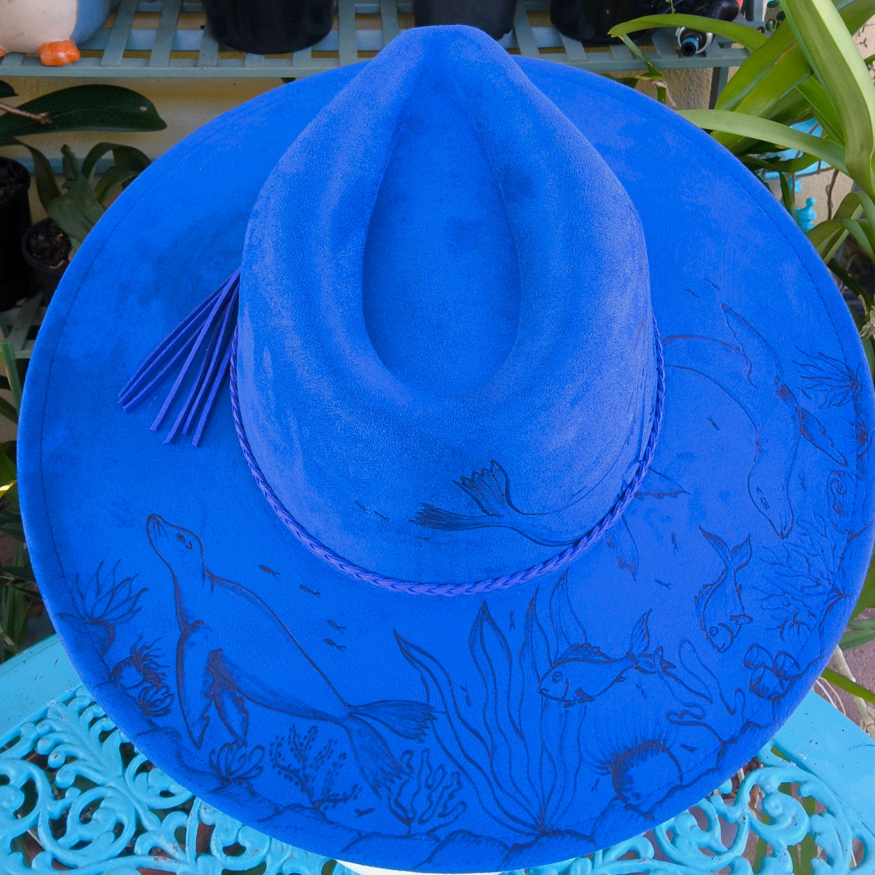 Hand burnt fedora hat : the playful sea lions