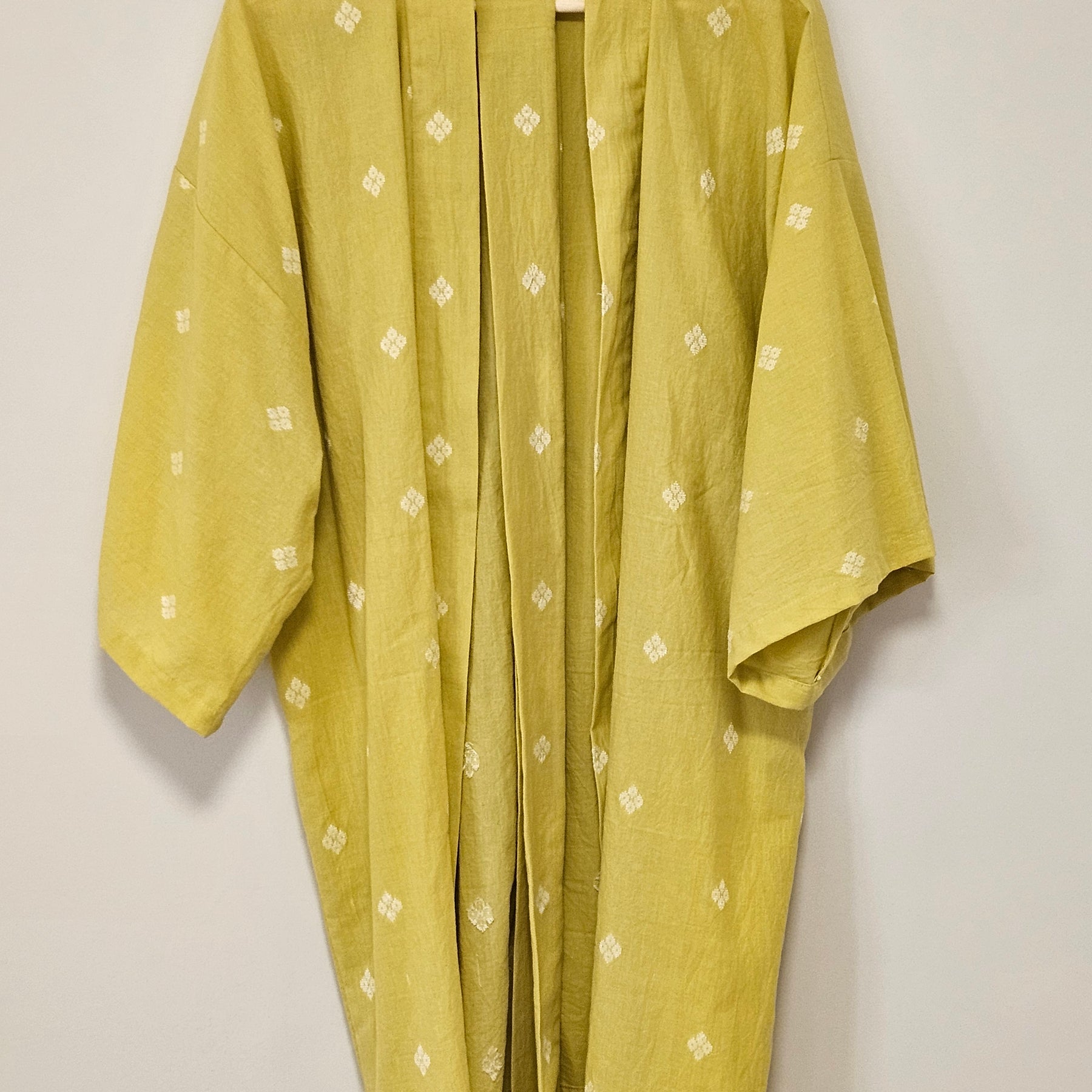 100% Cotton lightweight Dressing Gown in Lemon motif