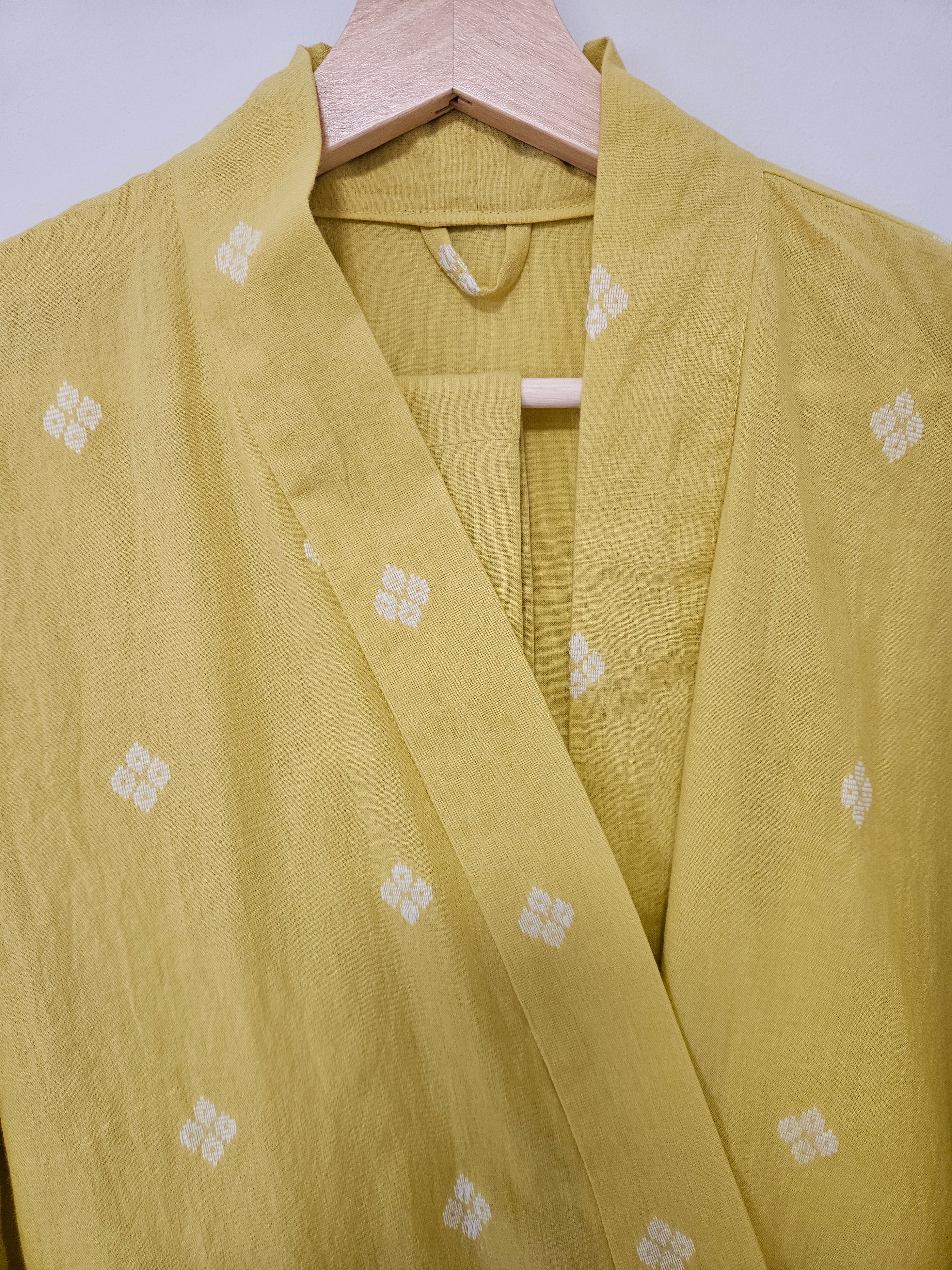100% Cotton lightweight Dressing Gown in Lemon motif