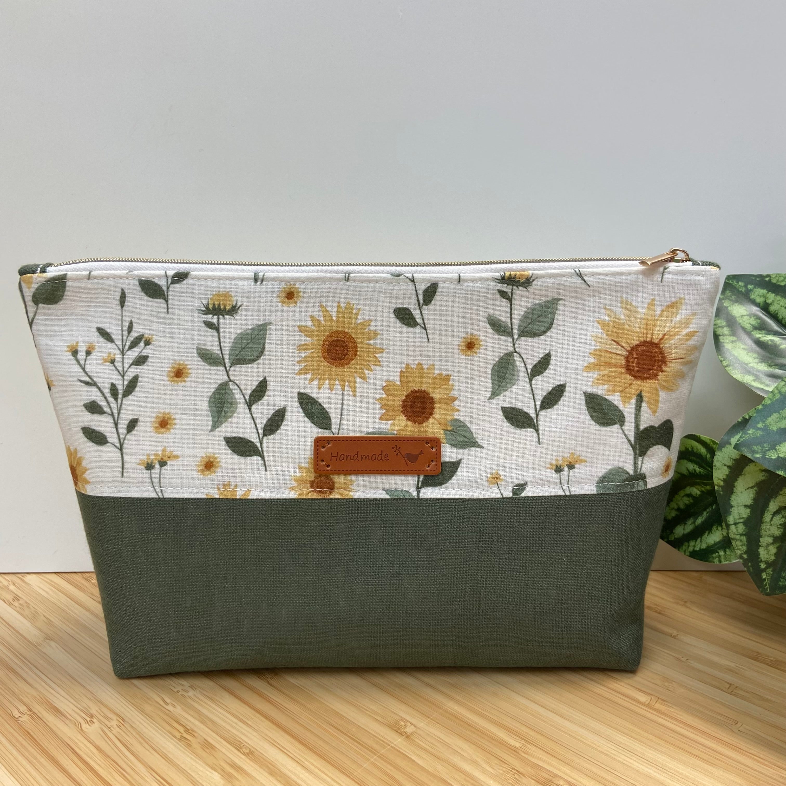 Zipper Pouch - Two-Tone - Sunflowers